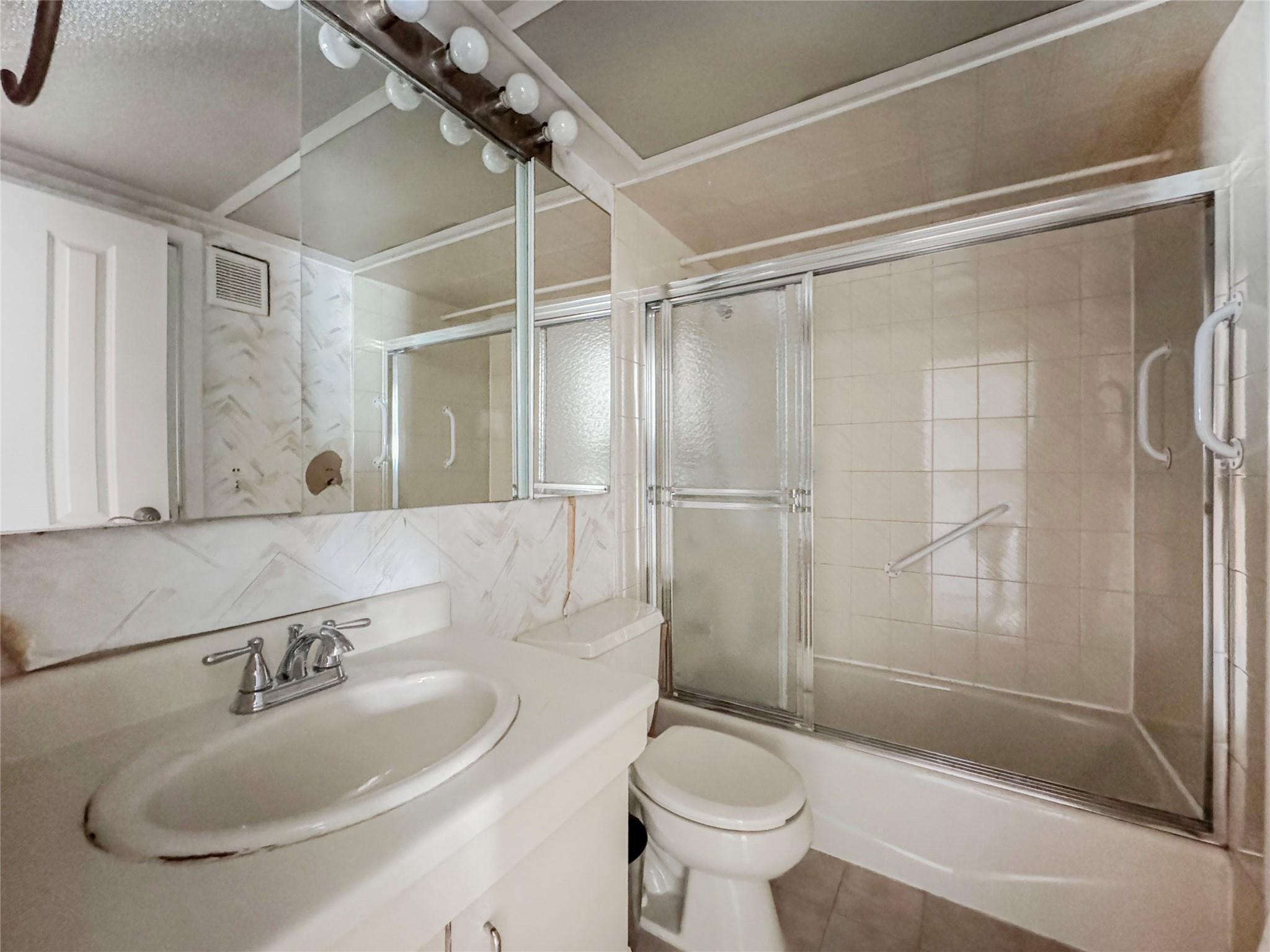 Single Family Dover  Staten Island, NY 10312, MLS-868048-11