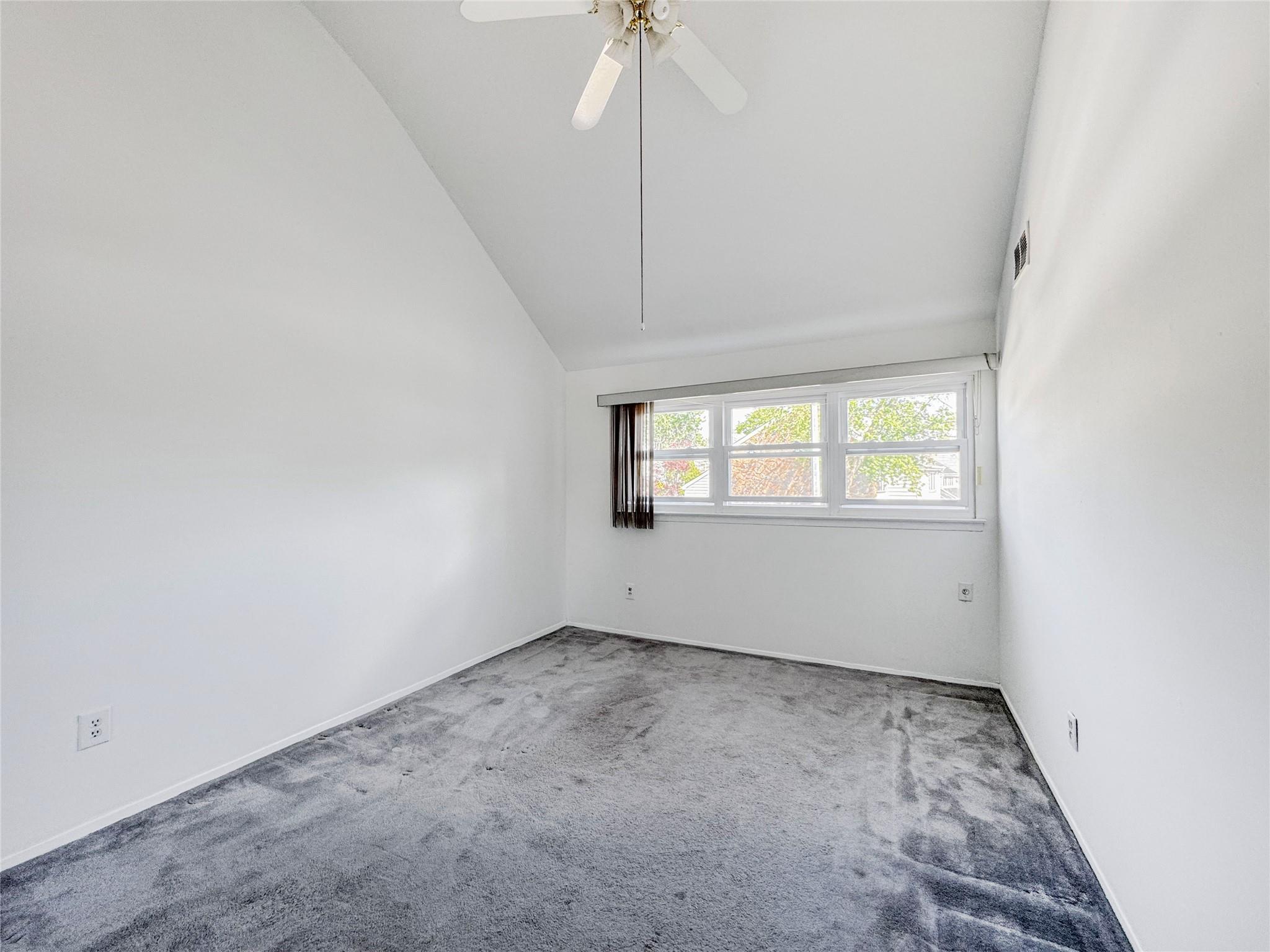 Single Family Dover  Staten Island, NY 10312, MLS-868048-15