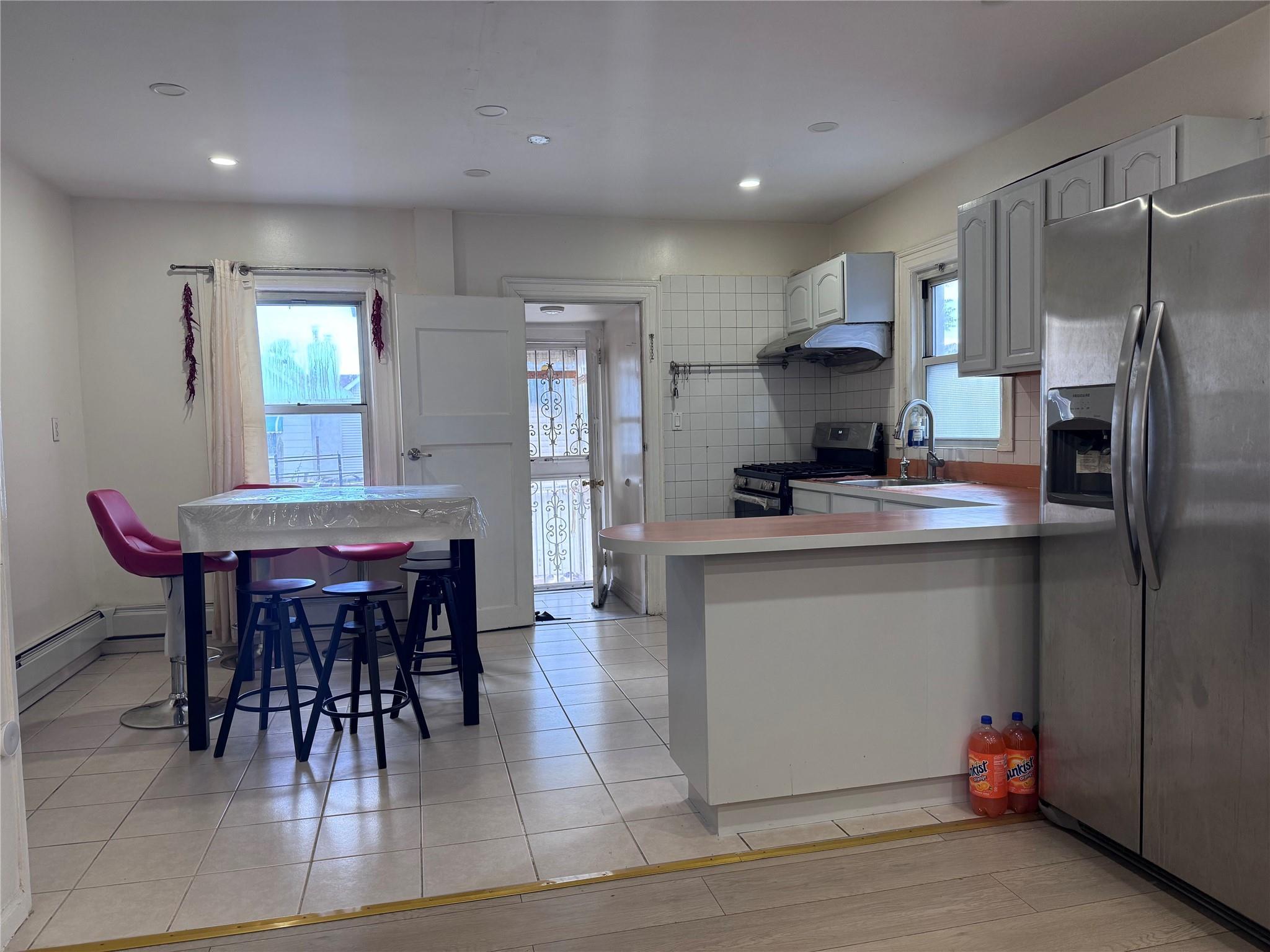 Single Family 27th  Queens, NY 11354, MLS-868060-10