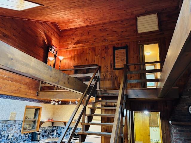 Single Family Stissing Mountain  Dutchess County, NY 12567, MLS-868066-13