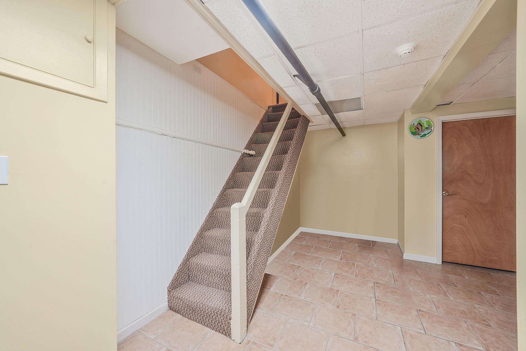 Single Family 67th  Queens, NY 11379, MLS-868073-28