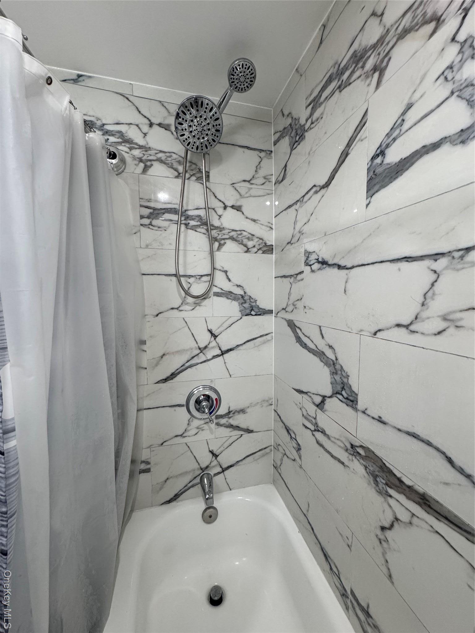 Single Family Mangin Avenue  Queens, NY 11412, MLS-868074-6