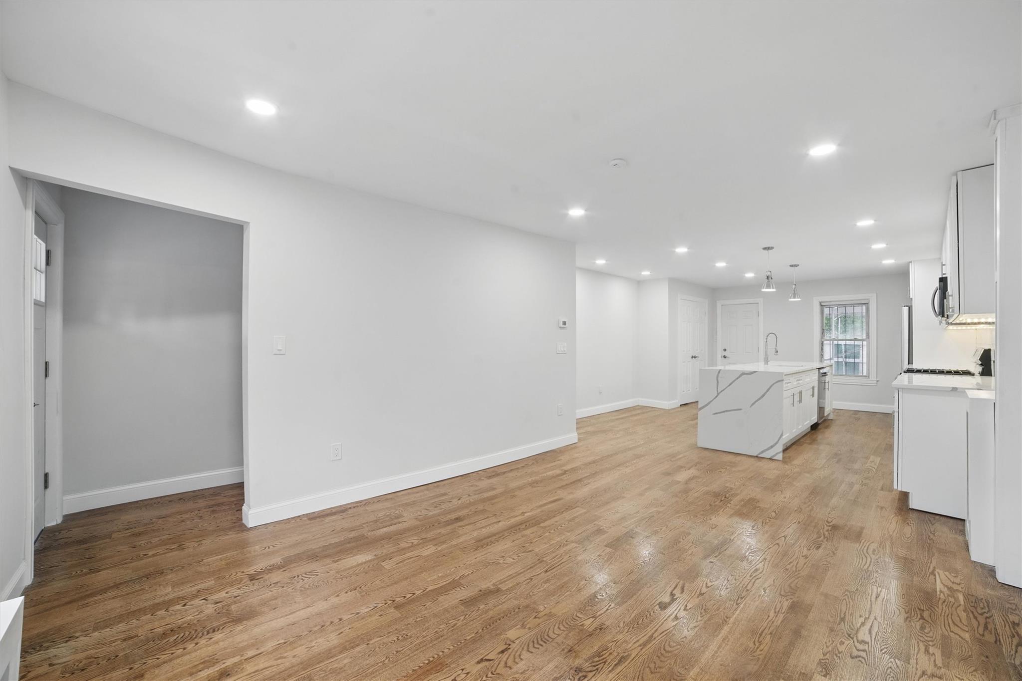 Single Family Laconia  Bronx, NY 10466, MLS-868075-13