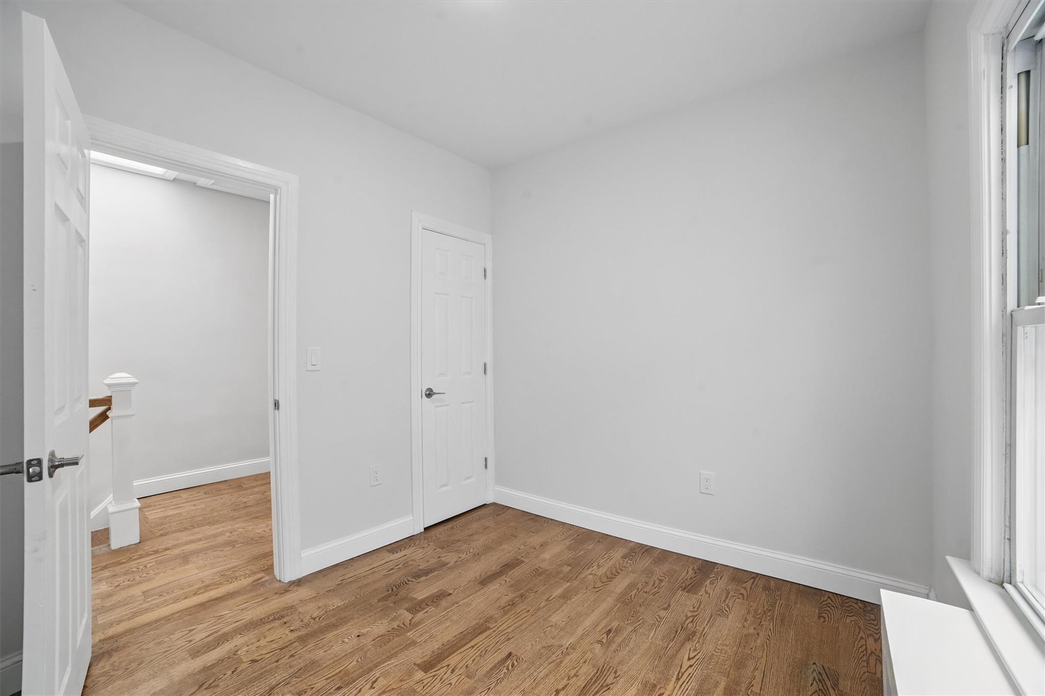 Single Family Laconia  Bronx, NY 10466, MLS-868075-24