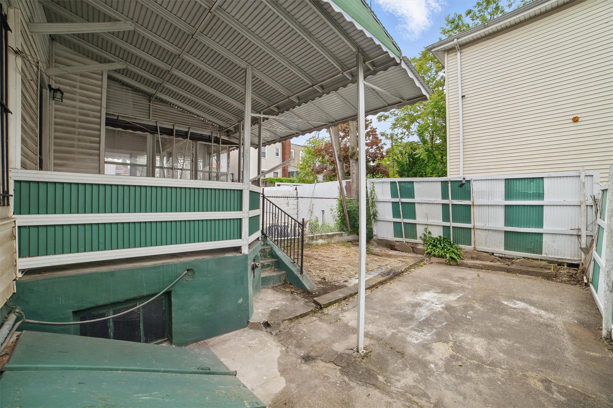 Single Family Laconia  Bronx, NY 10466, MLS-868075-33