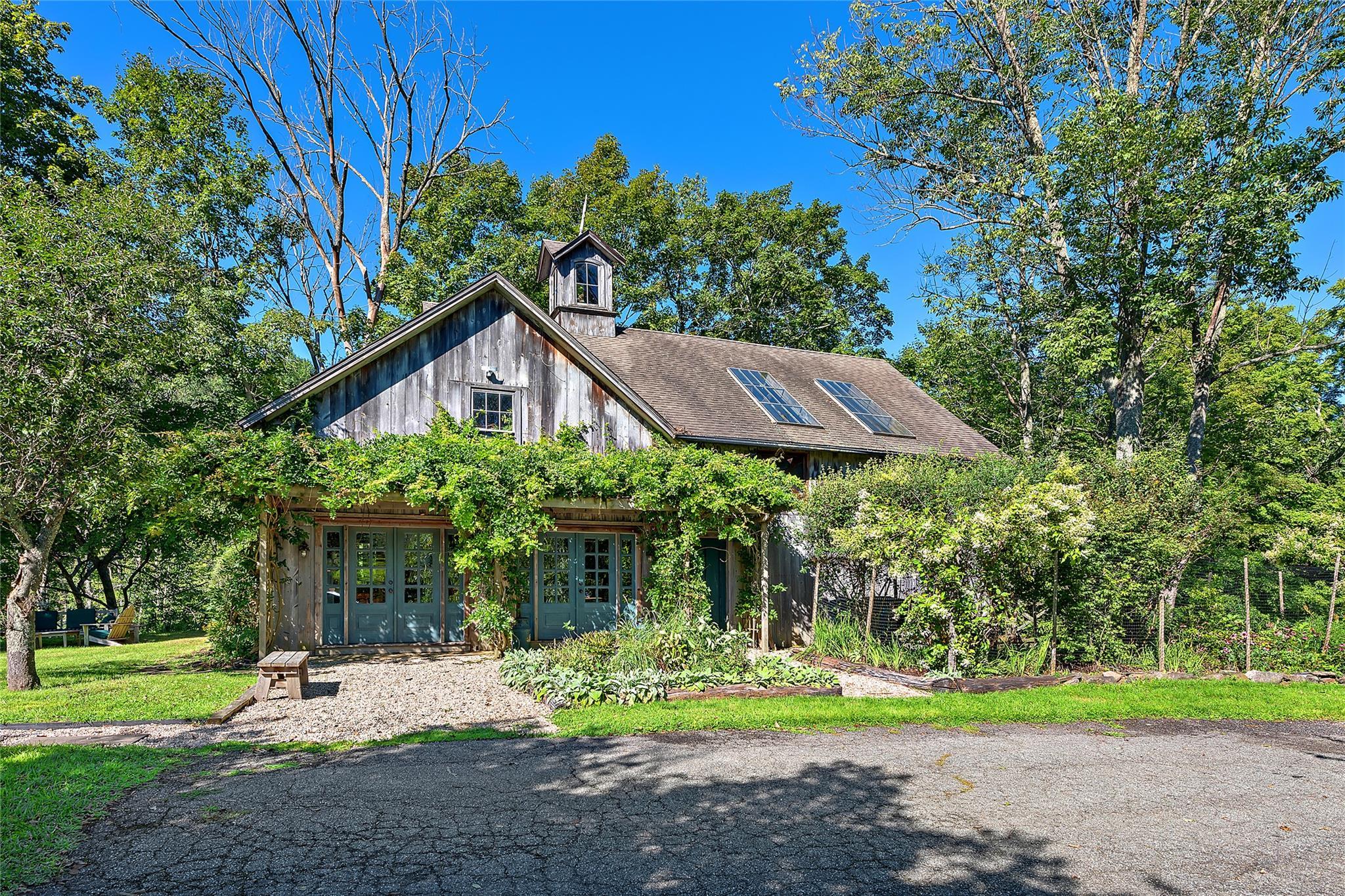 Single Family Post Office  Westchester County, NY 10590, MLS-868076-22