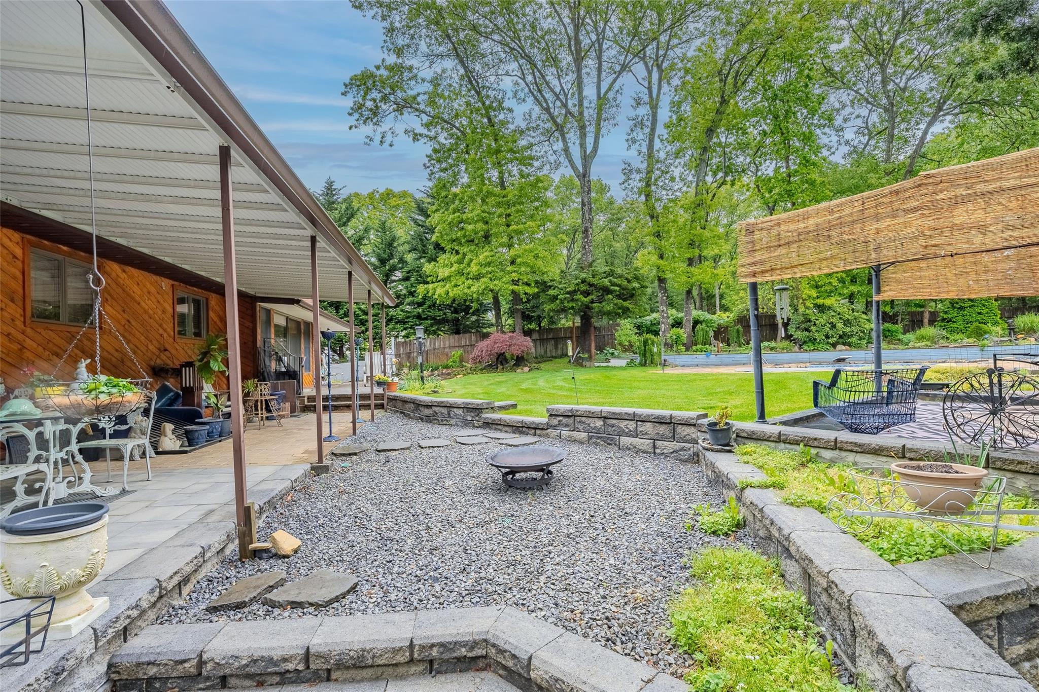 Single Family Broadview  Suffolk County, NY 11725, MLS-868083-31