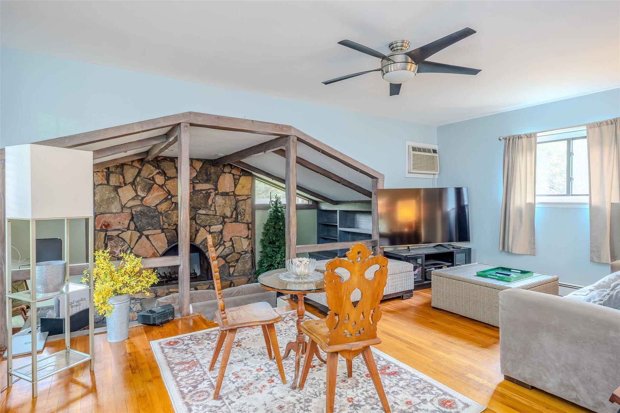 Single Family Broadview  Suffolk County, NY 11725, MLS-868083-6