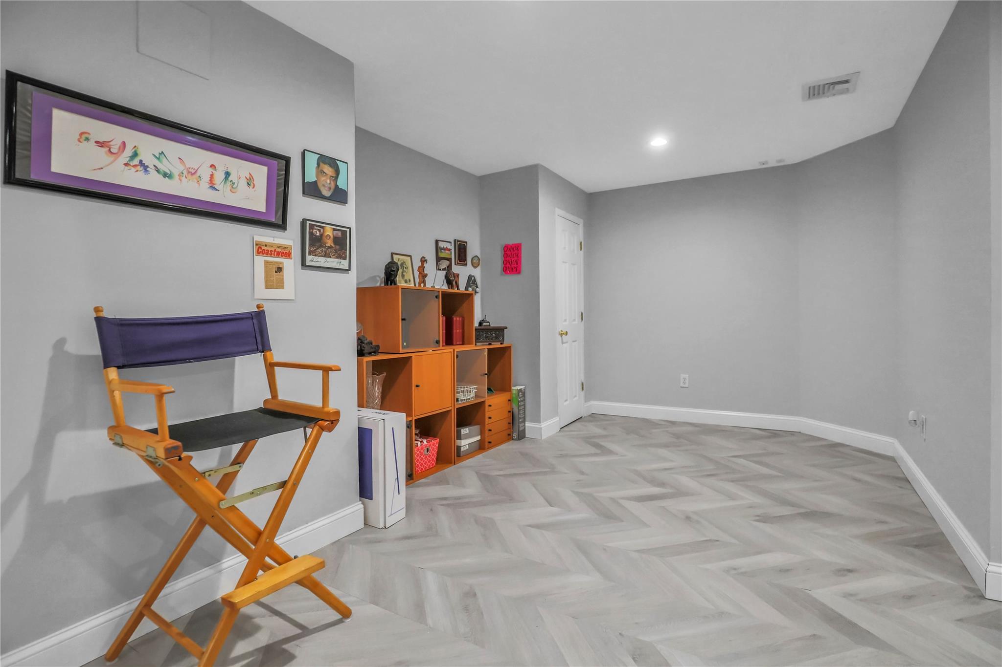 Single Family Wisteria  Suffolk County, NY 11755, MLS-868134-38