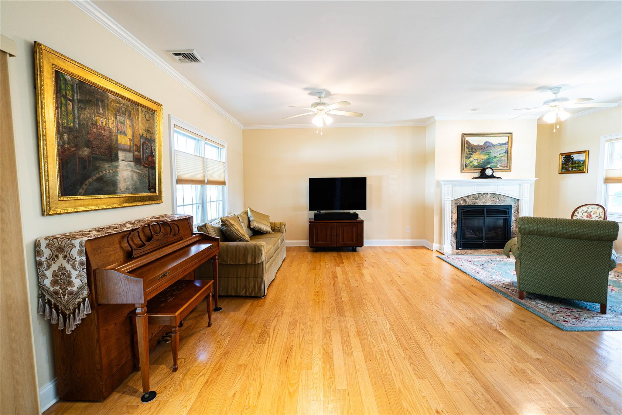 Single Family Gordon  Nassau County, NY 11803, MLS-868137-7