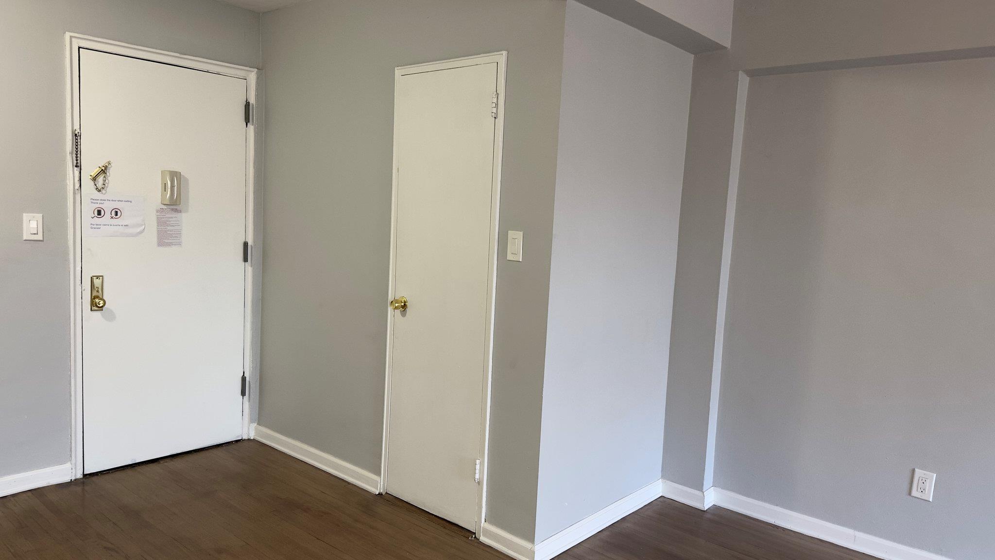 Apartment Broadway  Bronx, NY 10471, MLS-868151-12