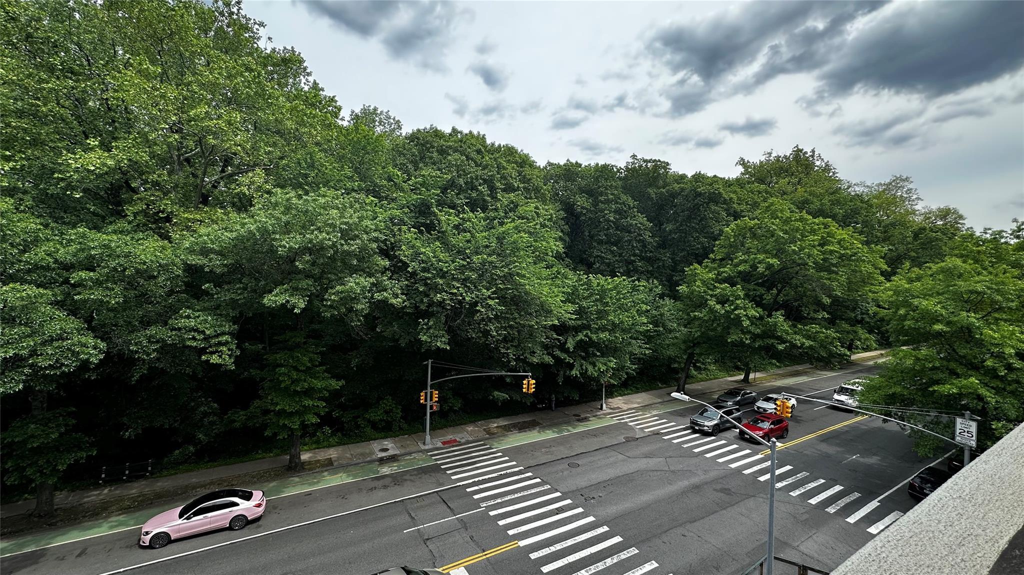 Apartment Broadway  Bronx, NY 10471, MLS-868151-13