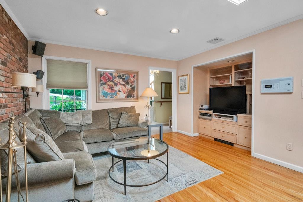 Single Family Mayberry  Westchester County, NY 10514, MLS-868152-10