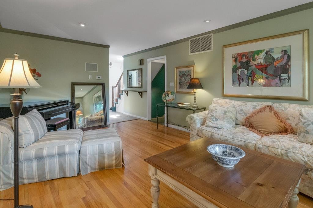 Single Family Mayberry  Westchester County, NY 10514, MLS-868152-4