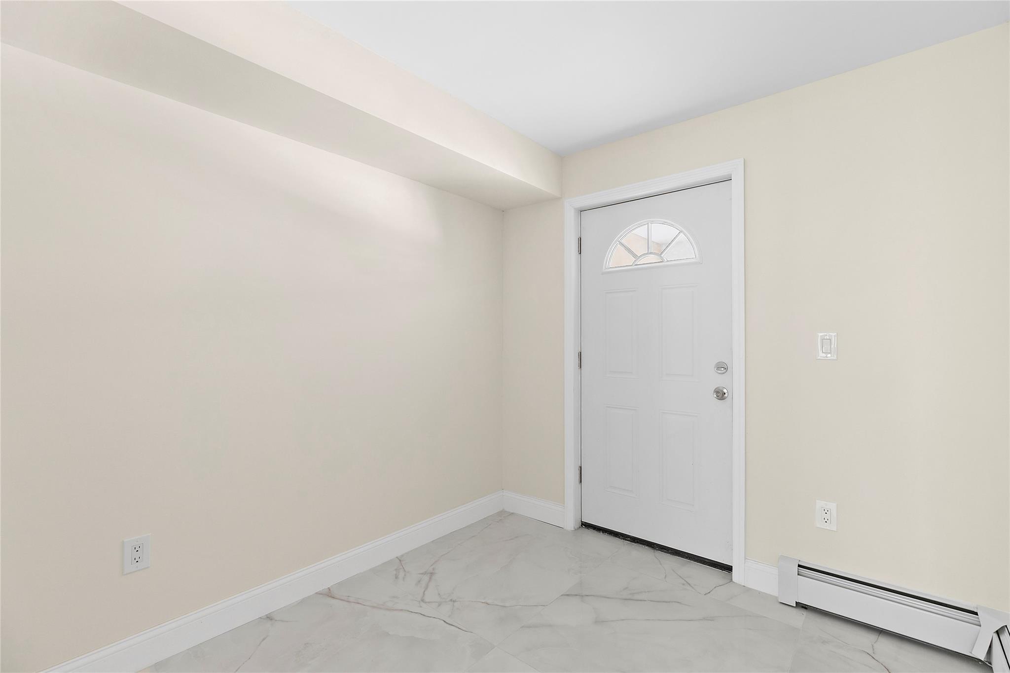 Single Family 49  Queens, NY 11368, MLS-868161-5