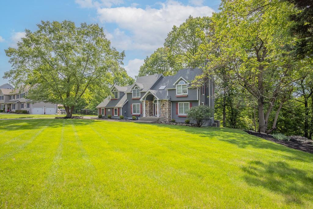 Single Family Hawk Nest  Rockland County, NY 10986, MLS-868173-22