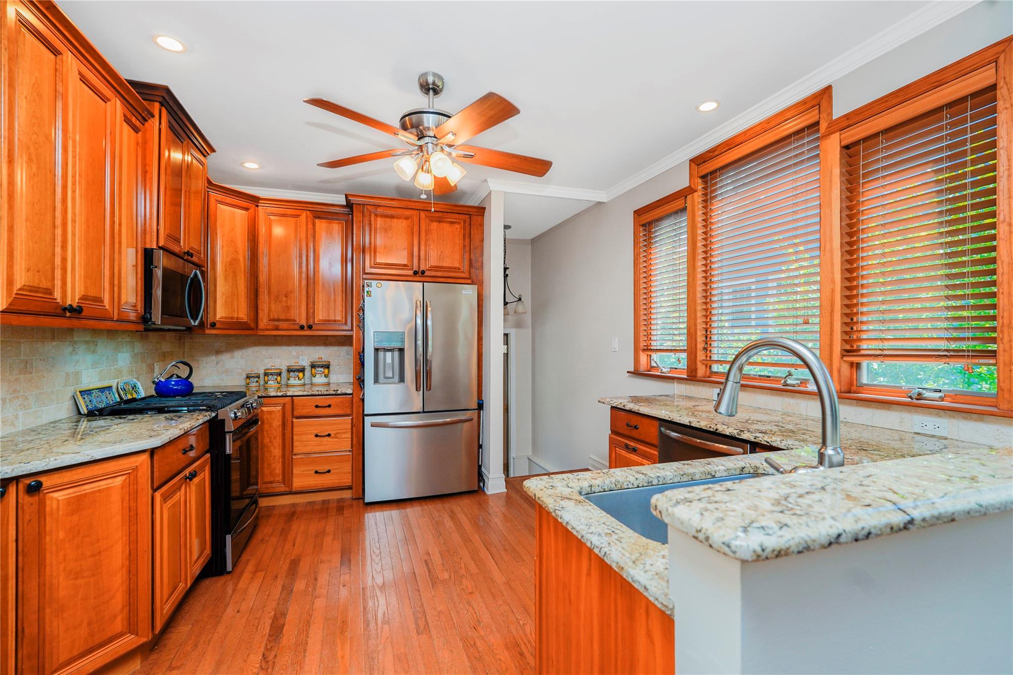 Single Family Summit  Staten Island, NY 10306, MLS-868179-12