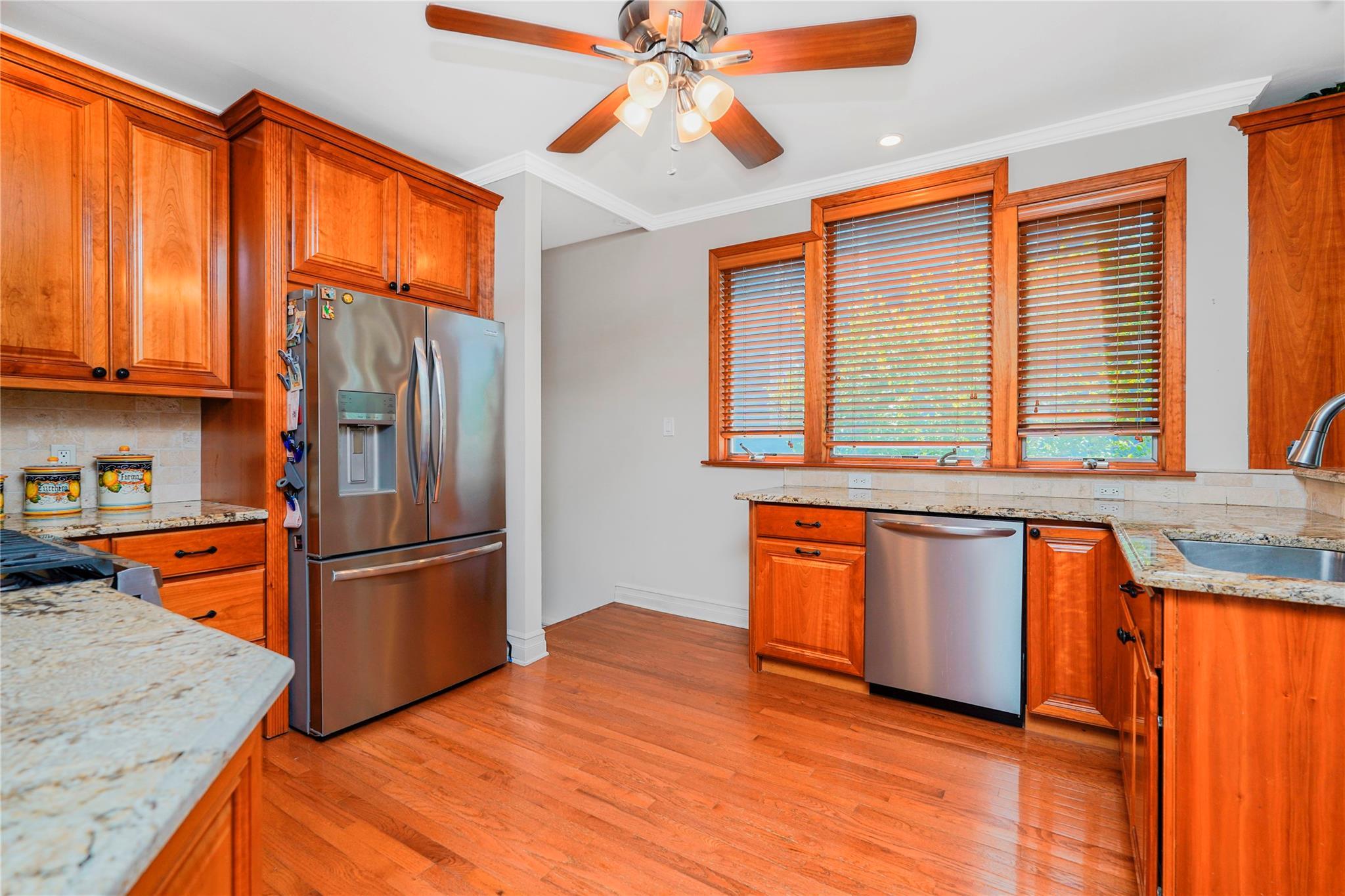 Single Family Summit  Staten Island, NY 10306, MLS-868179-13