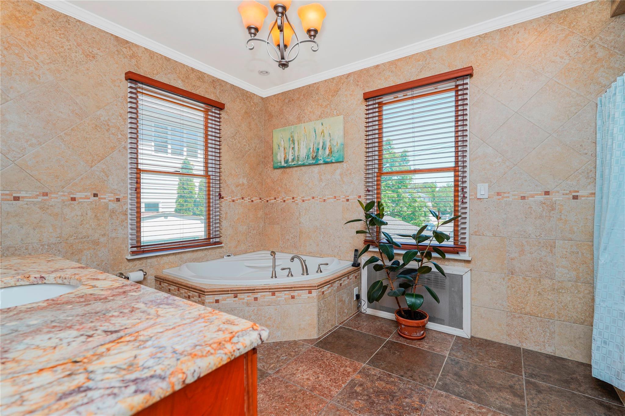 Single Family Summit  Staten Island, NY 10306, MLS-868179-20