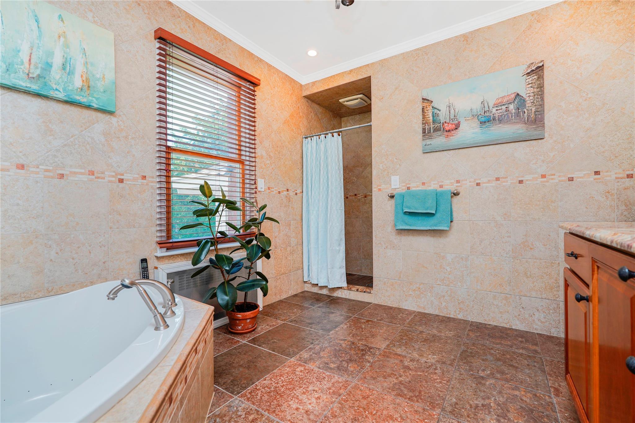 Single Family Summit  Staten Island, NY 10306, MLS-868179-22