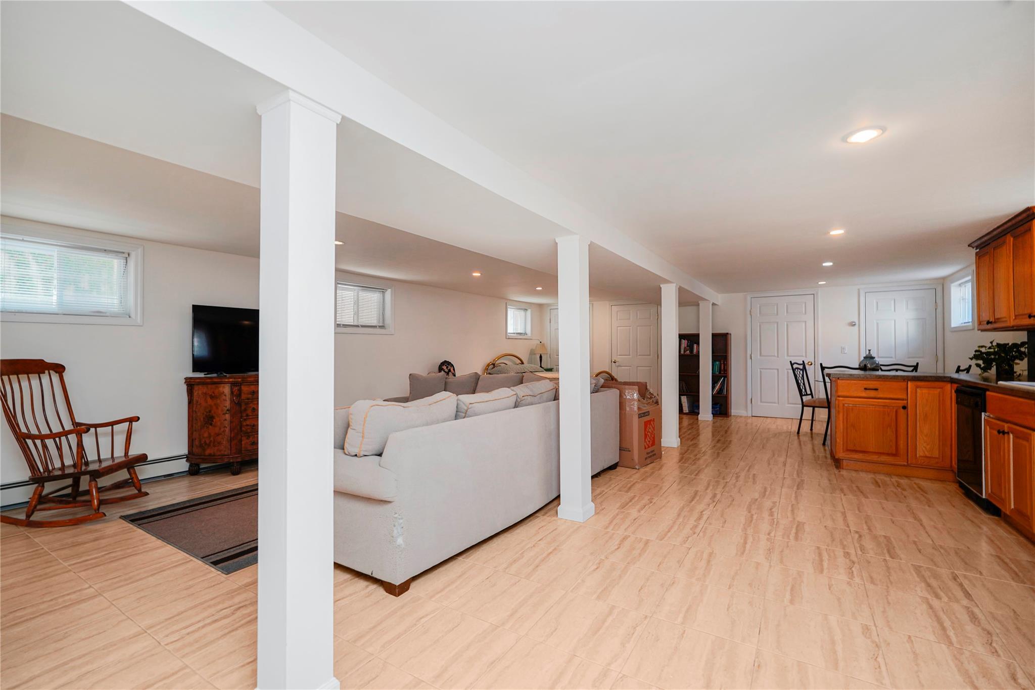 Single Family Summit  Staten Island, NY 10306, MLS-868179-35