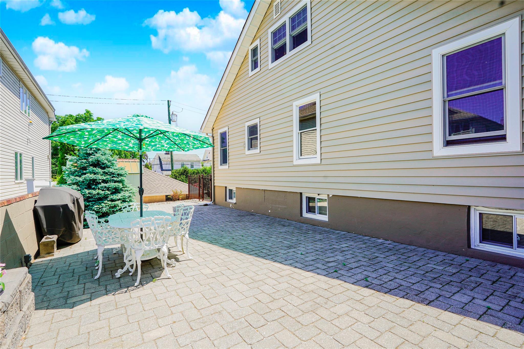 Single Family Summit  Staten Island, NY 10306, MLS-868179-41