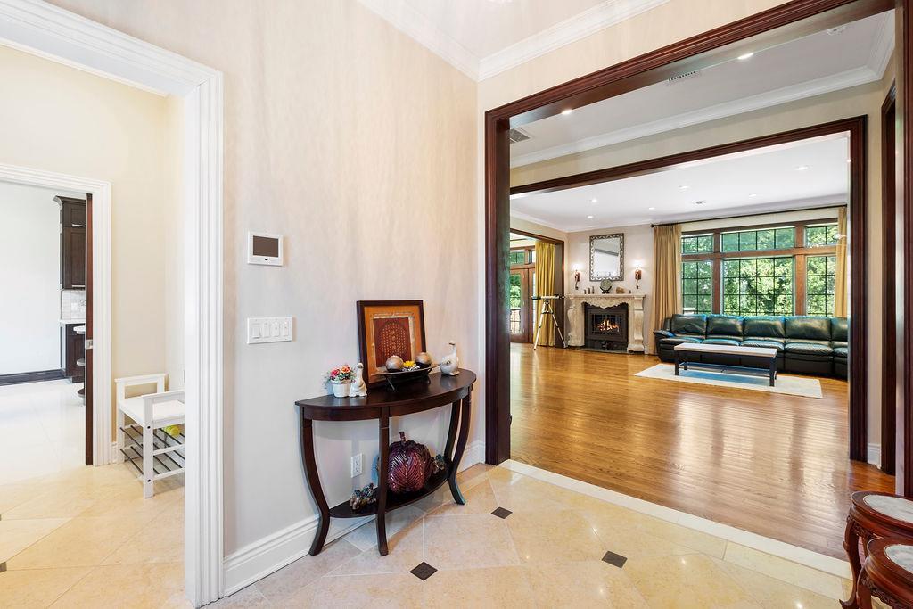 Single Family Tanners  Nassau County, NY 11020, MLS-868181-5