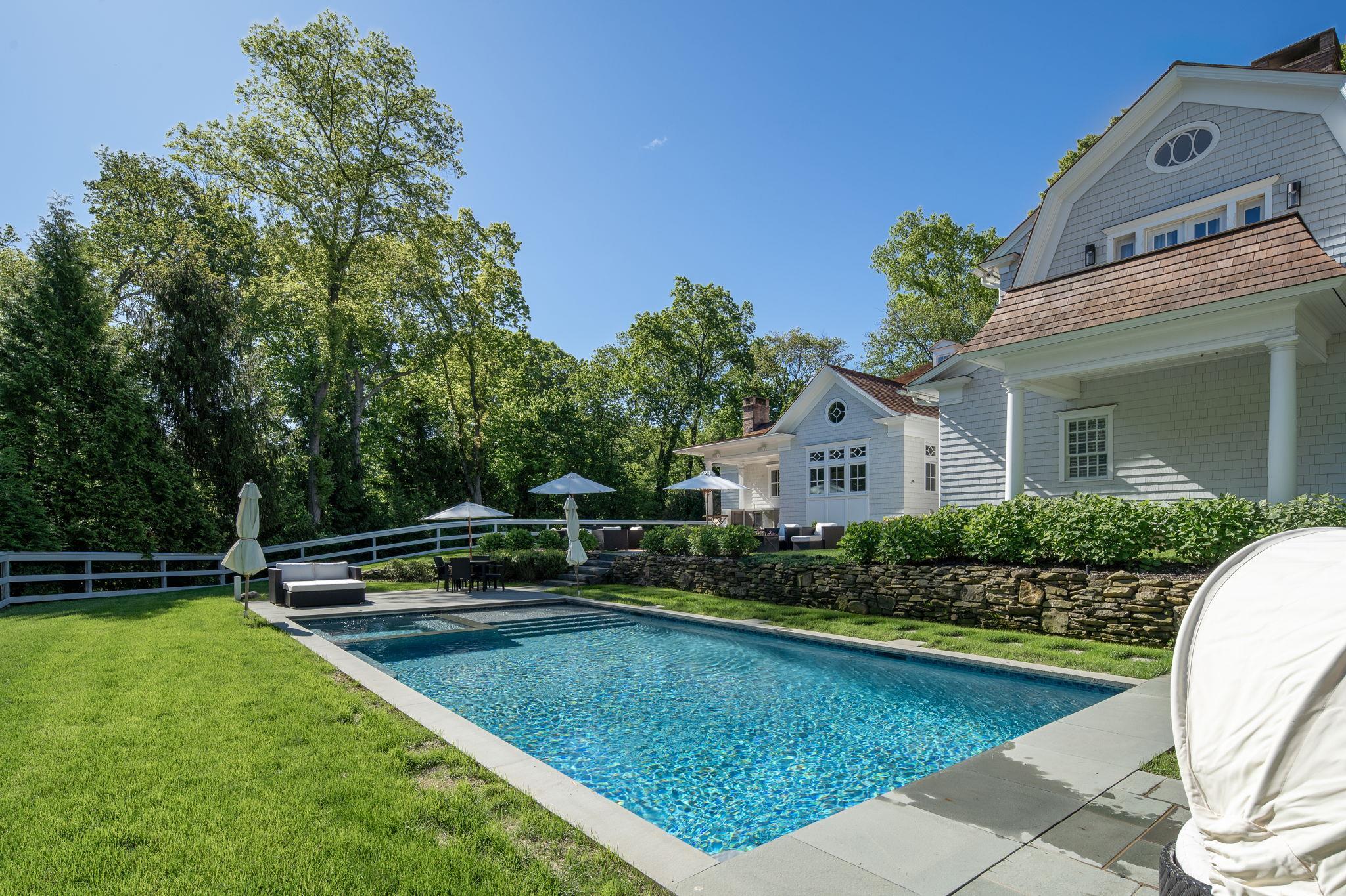 Single Family East Huxley  Suffolk County, NY 11743, MLS-868201-33