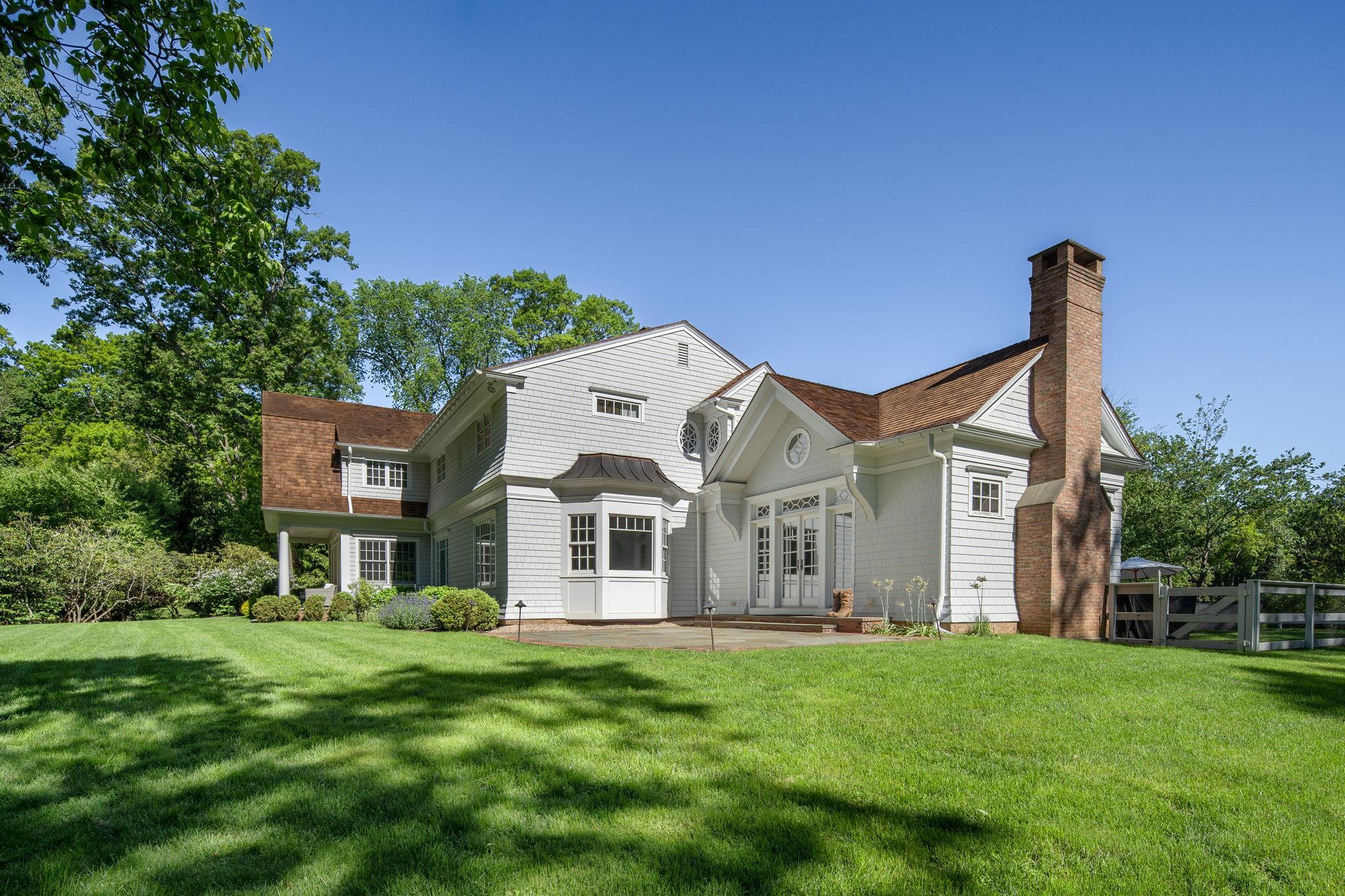 Single Family East Huxley  Suffolk County, NY 11743, MLS-868201-36