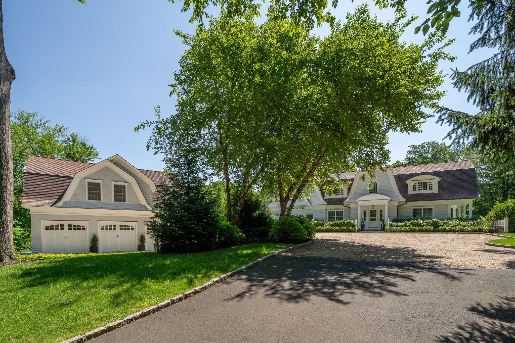 Single Family East Huxley  Suffolk County, NY 11743, MLS-868201-39