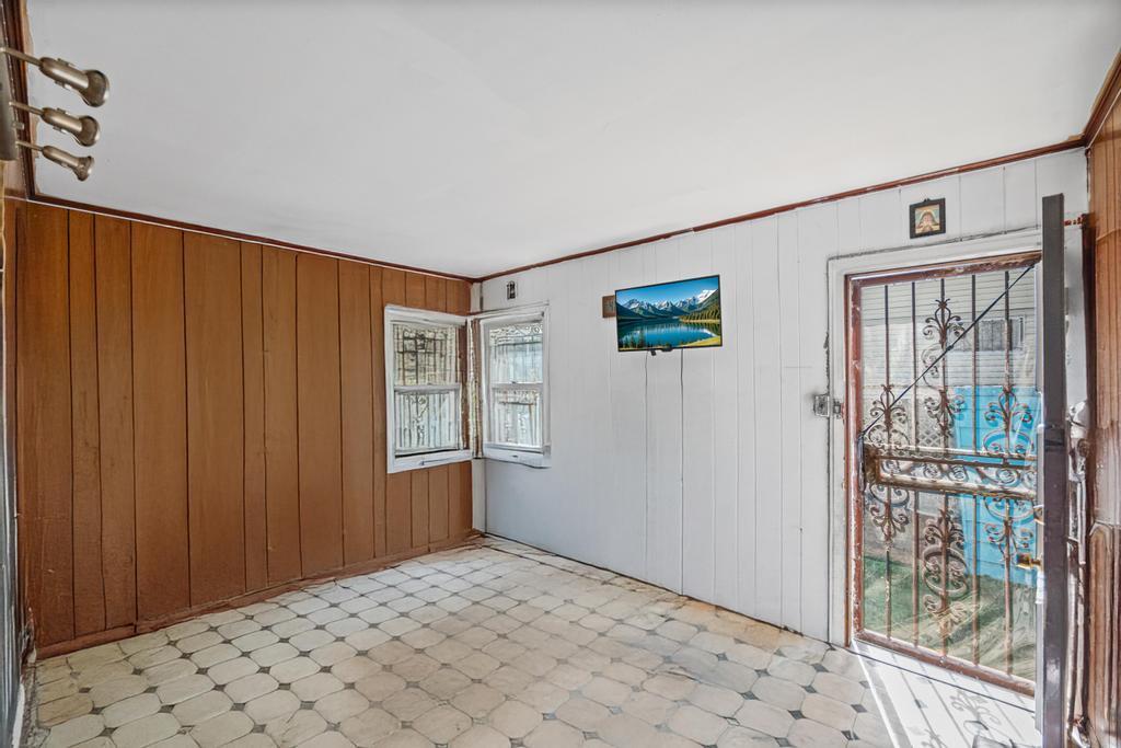 Single Family Farmers  Queens, NY 11412, MLS-868230-20