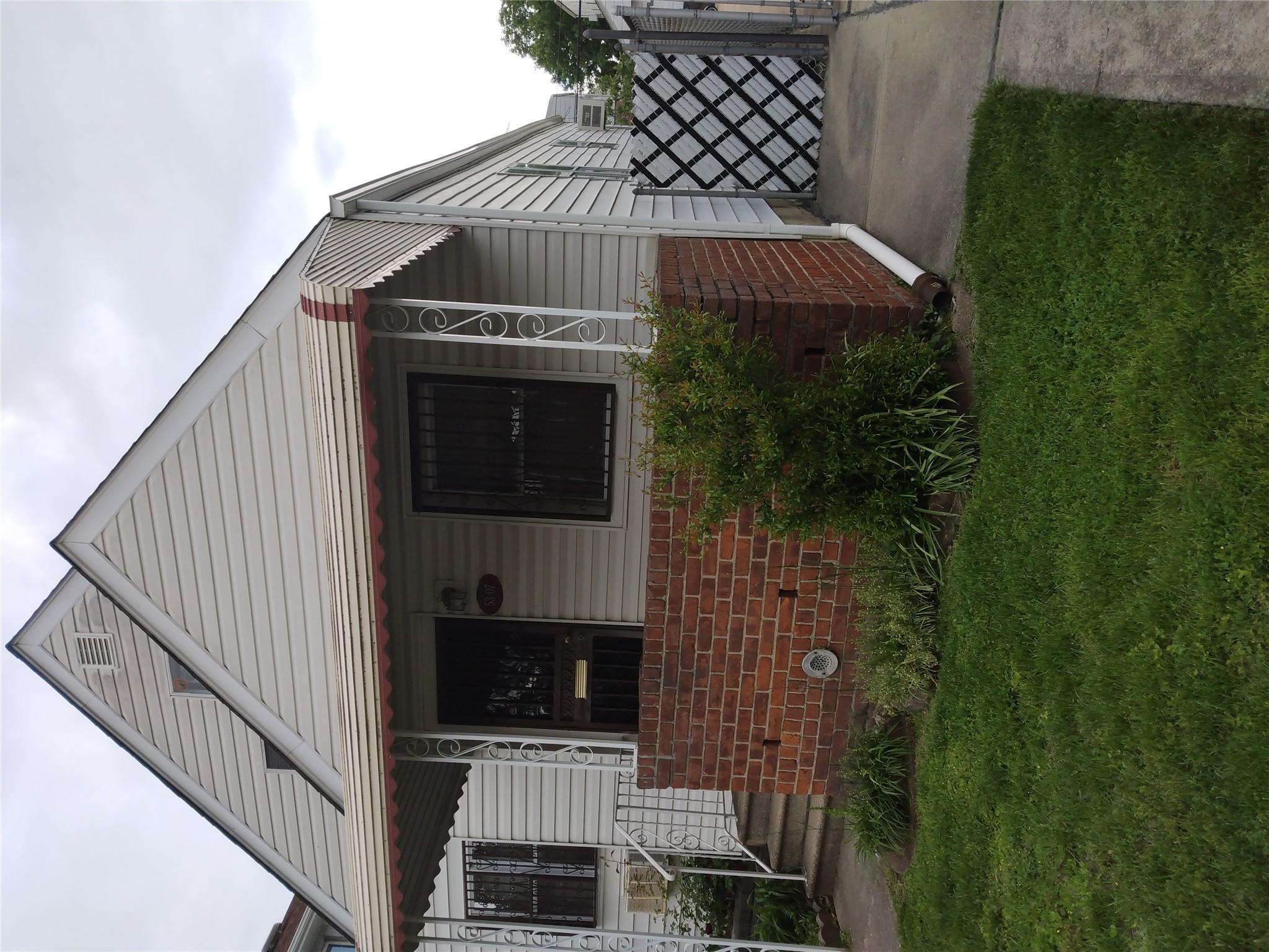 Single Family 189  Queens, NY 11365, MLS-868240-2