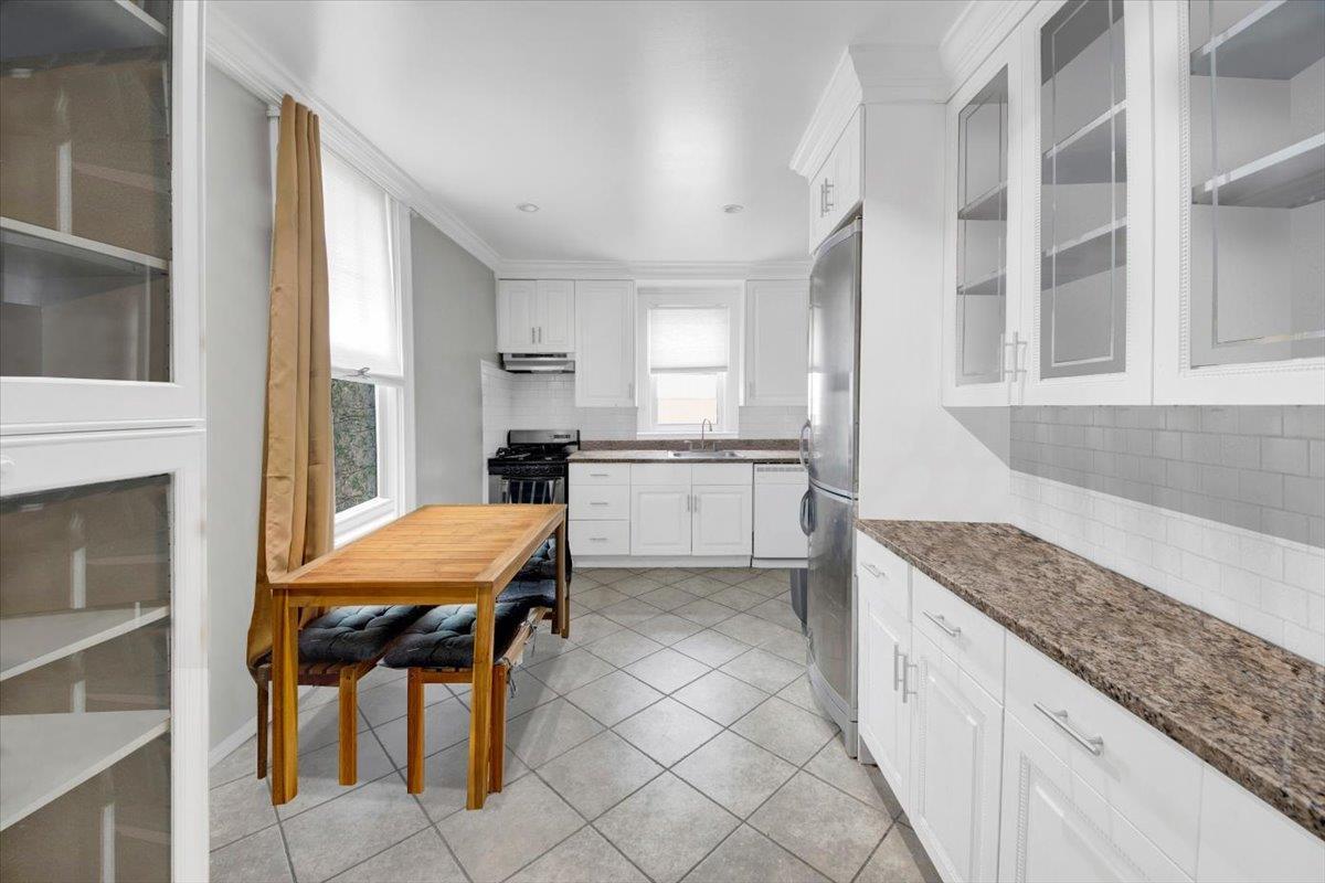 Single Family Hyatt  Westchester County, NY 10704, MLS-868241-26