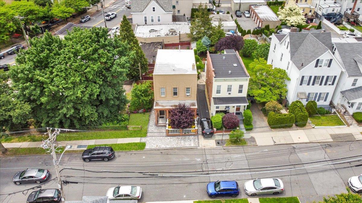 Single Family Hyatt  Westchester County, NY 10704, MLS-868241-32