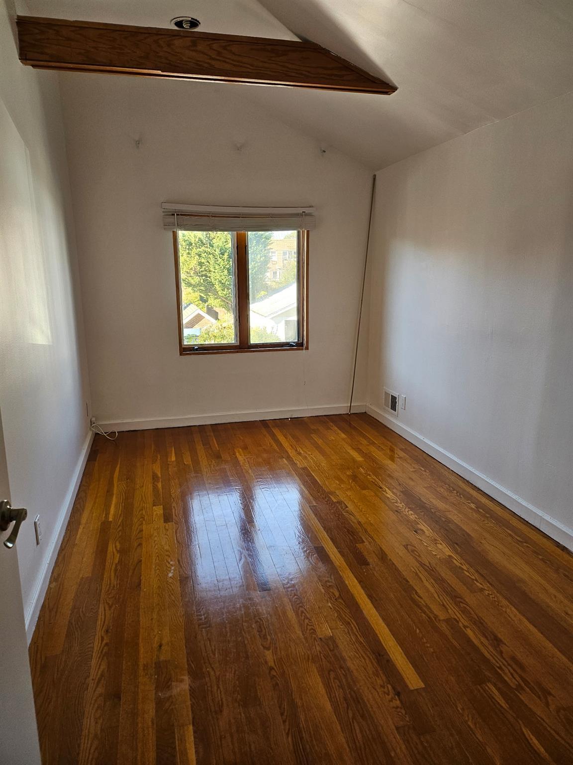 Single Family 41  Queens, NY 11363, MLS-868252-11