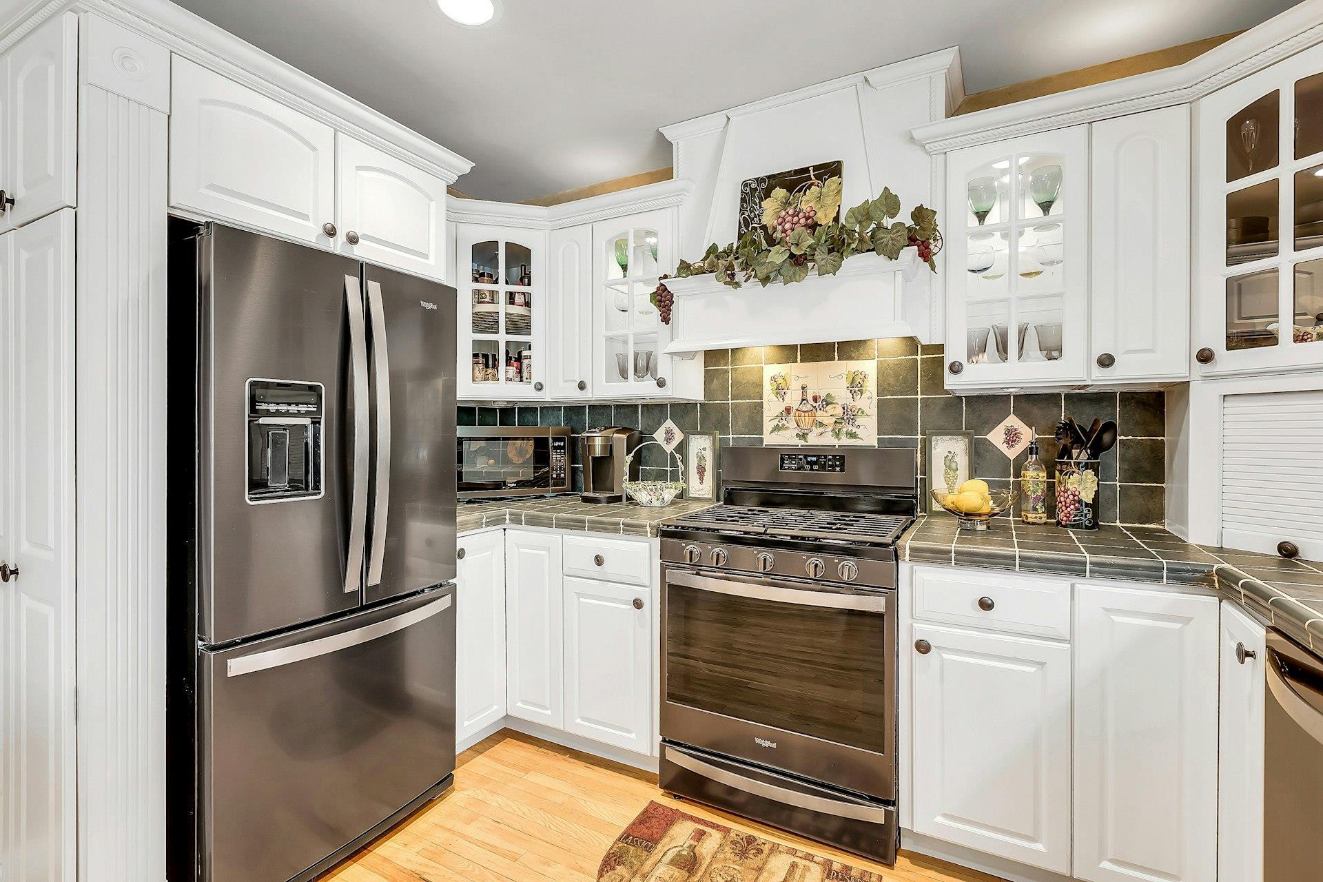 Single Family Timberpoint  Suffolk County, NY 11730, MLS-868254-16