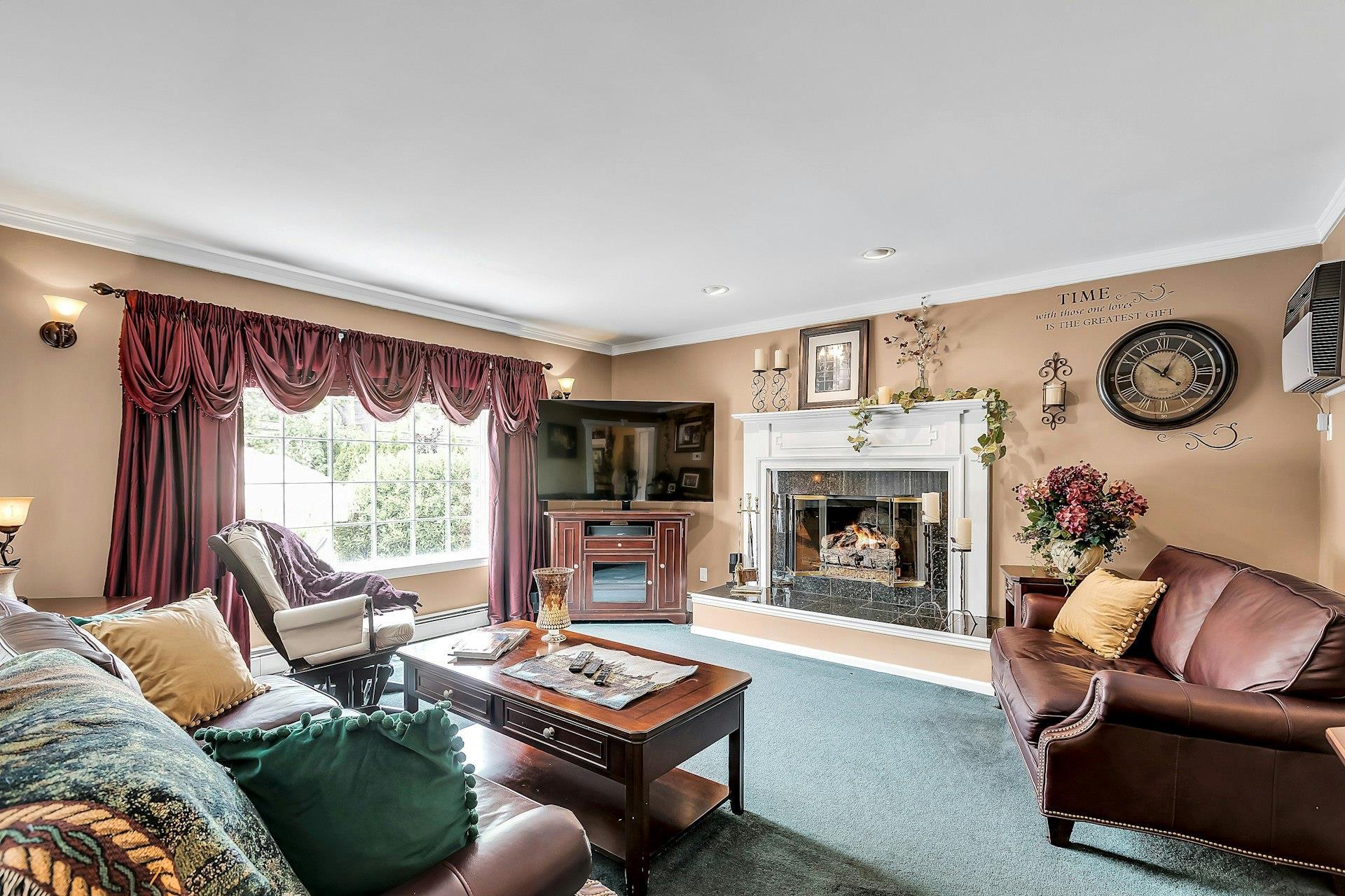Single Family Timberpoint  Suffolk County, NY 11730, MLS-868254-23