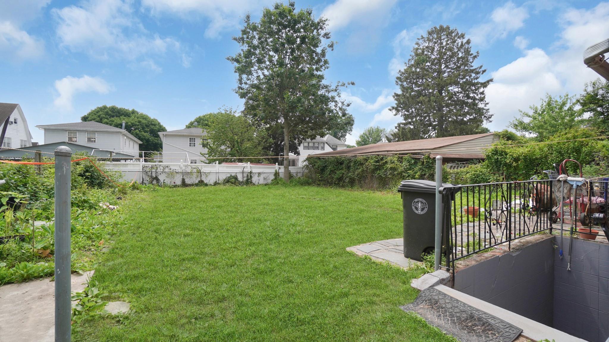 Single Family 196th  Queens, NY 11423, MLS-868259-3
