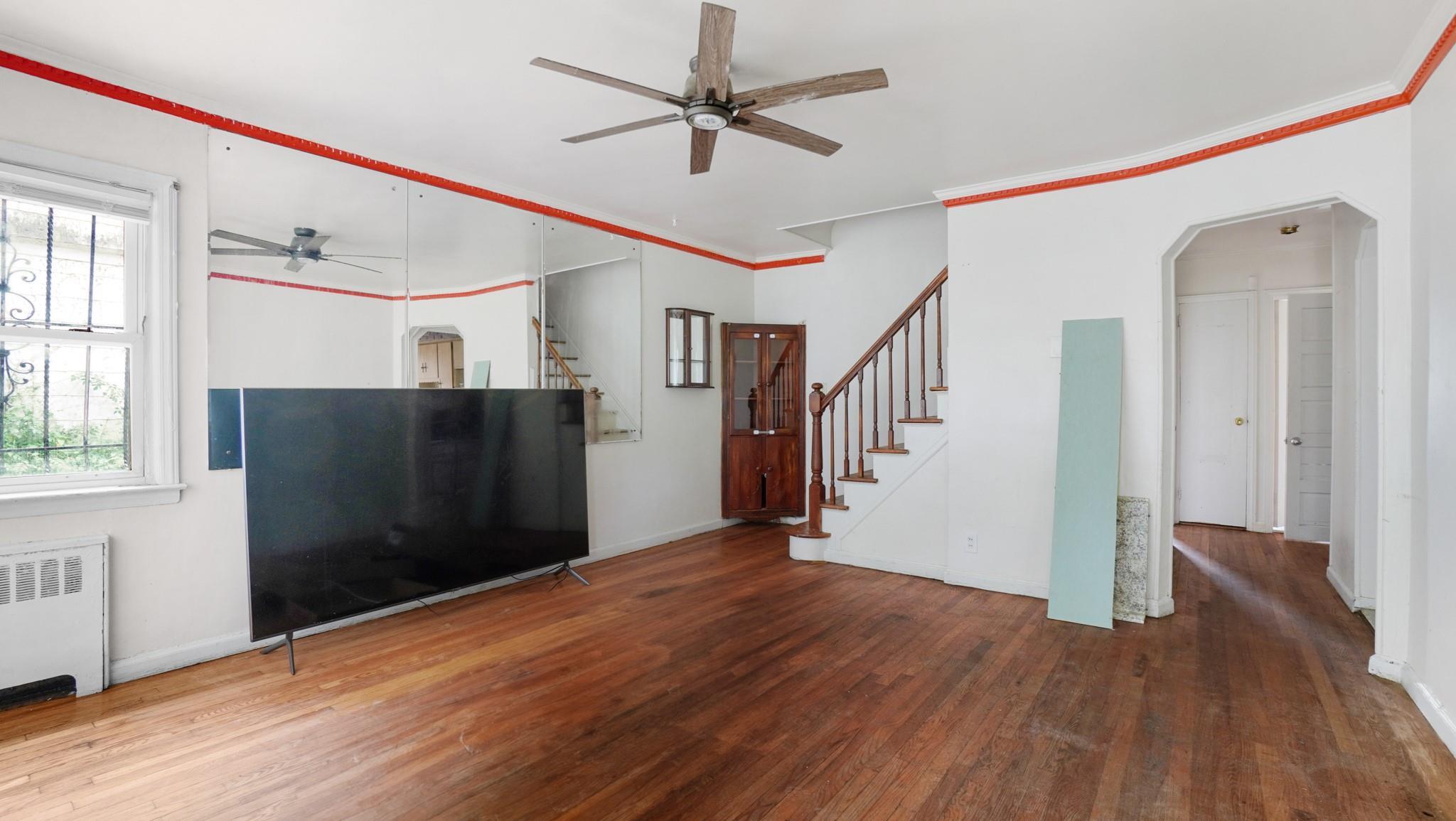 Single Family 196th  Queens, NY 11423, MLS-868259-5