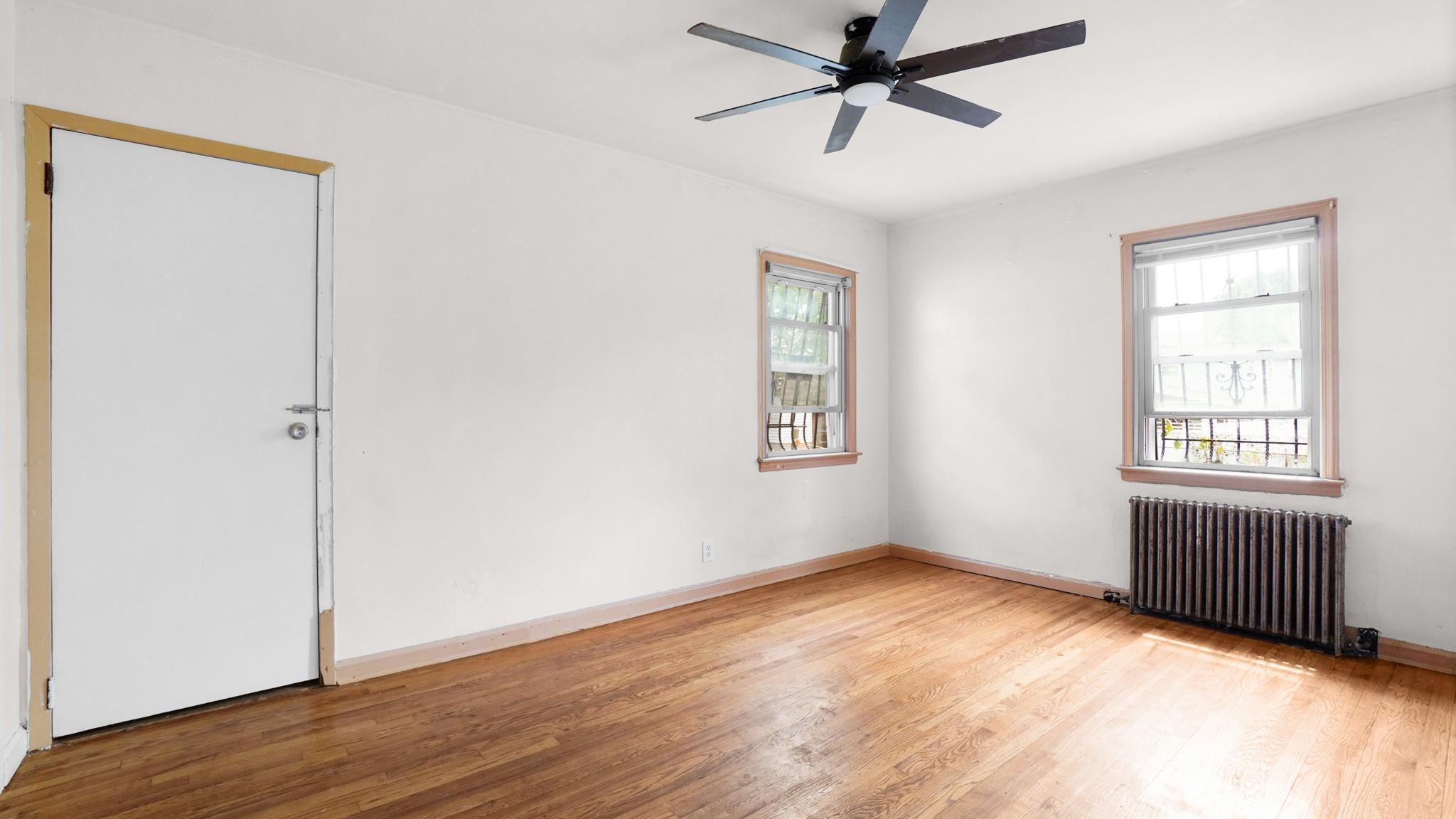 Single Family 196th  Queens, NY 11423, MLS-868259-9