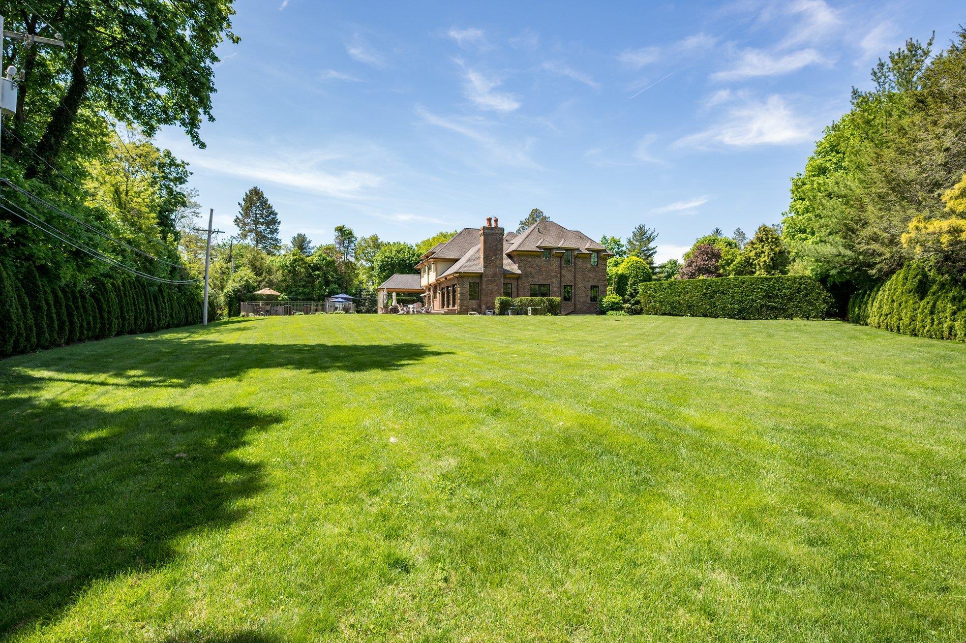 Single Family The Pines  Nassau County, NY 11568, MLS-868260-36