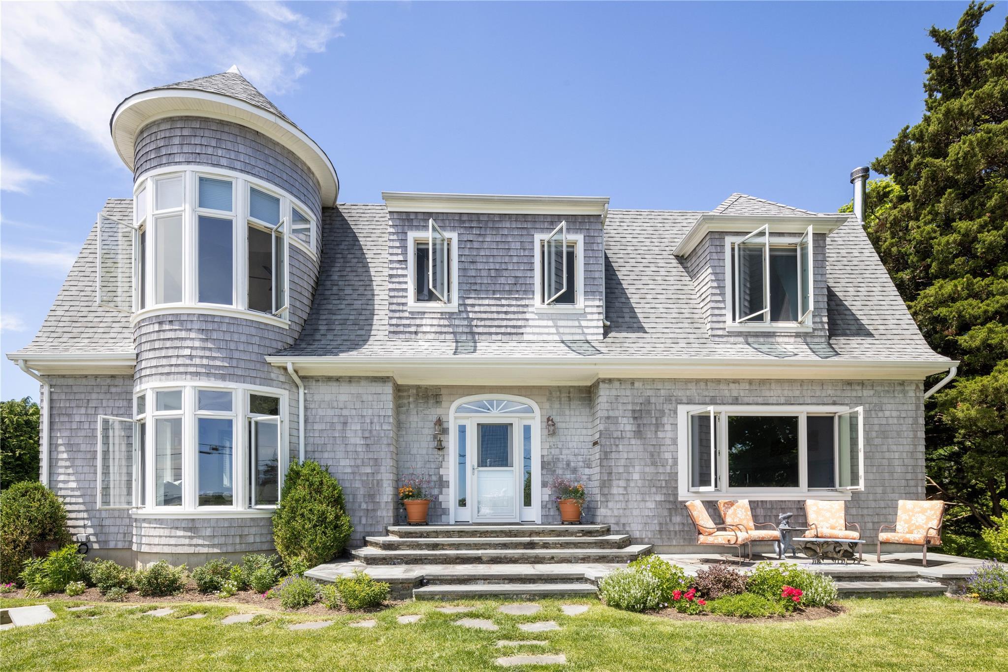 Single Family Minnehaha  Suffolk County, NY 11971, MLS-868314-8