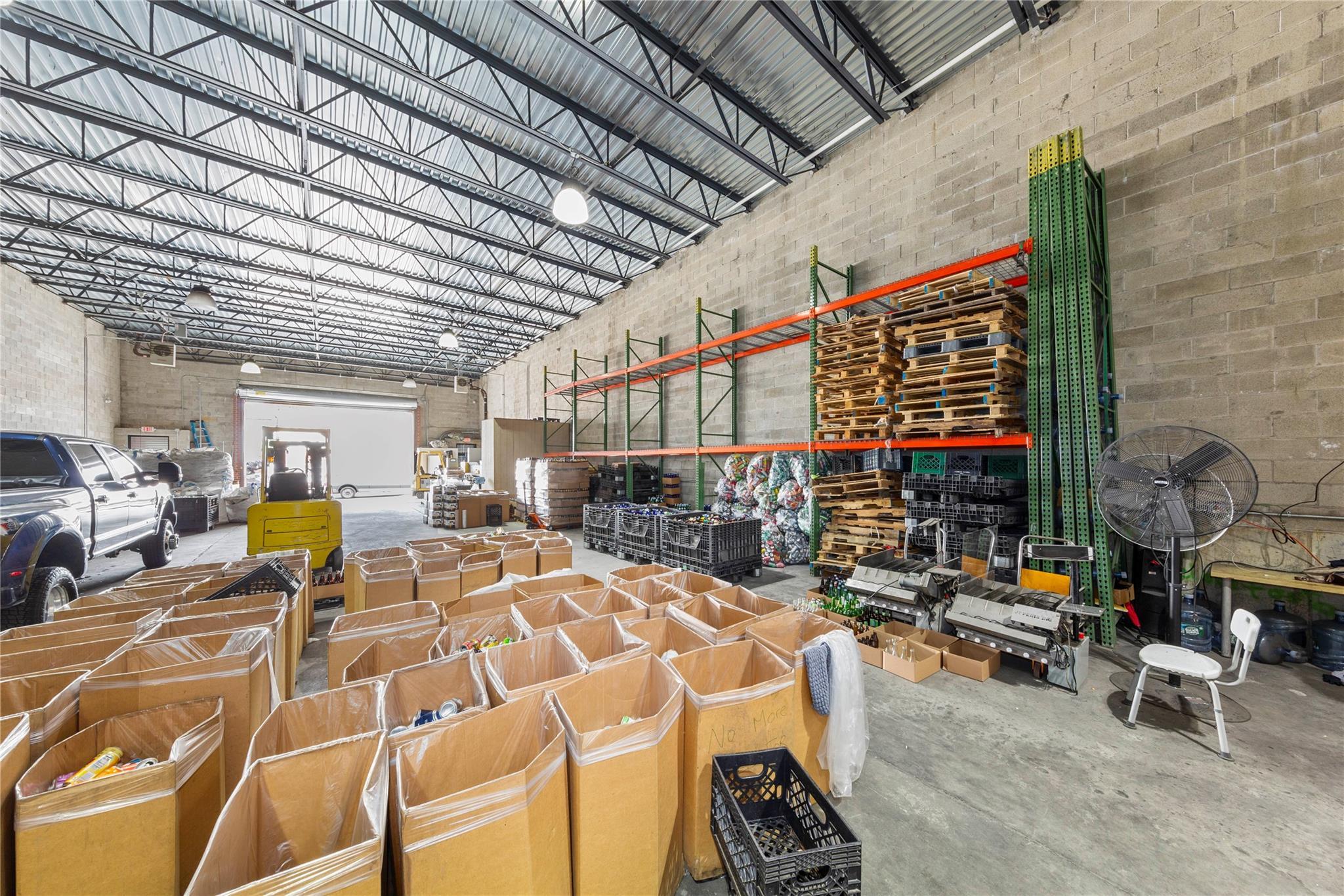 Commercial Lease De Lavall  Bronx, NY 10475, MLS-868337-9