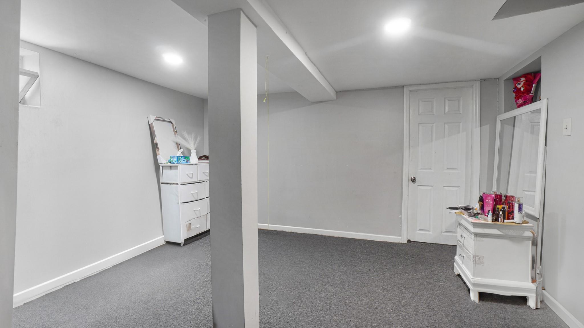 Single Family 107th Avenue  Queens, NY 11433, MLS-868338-23
