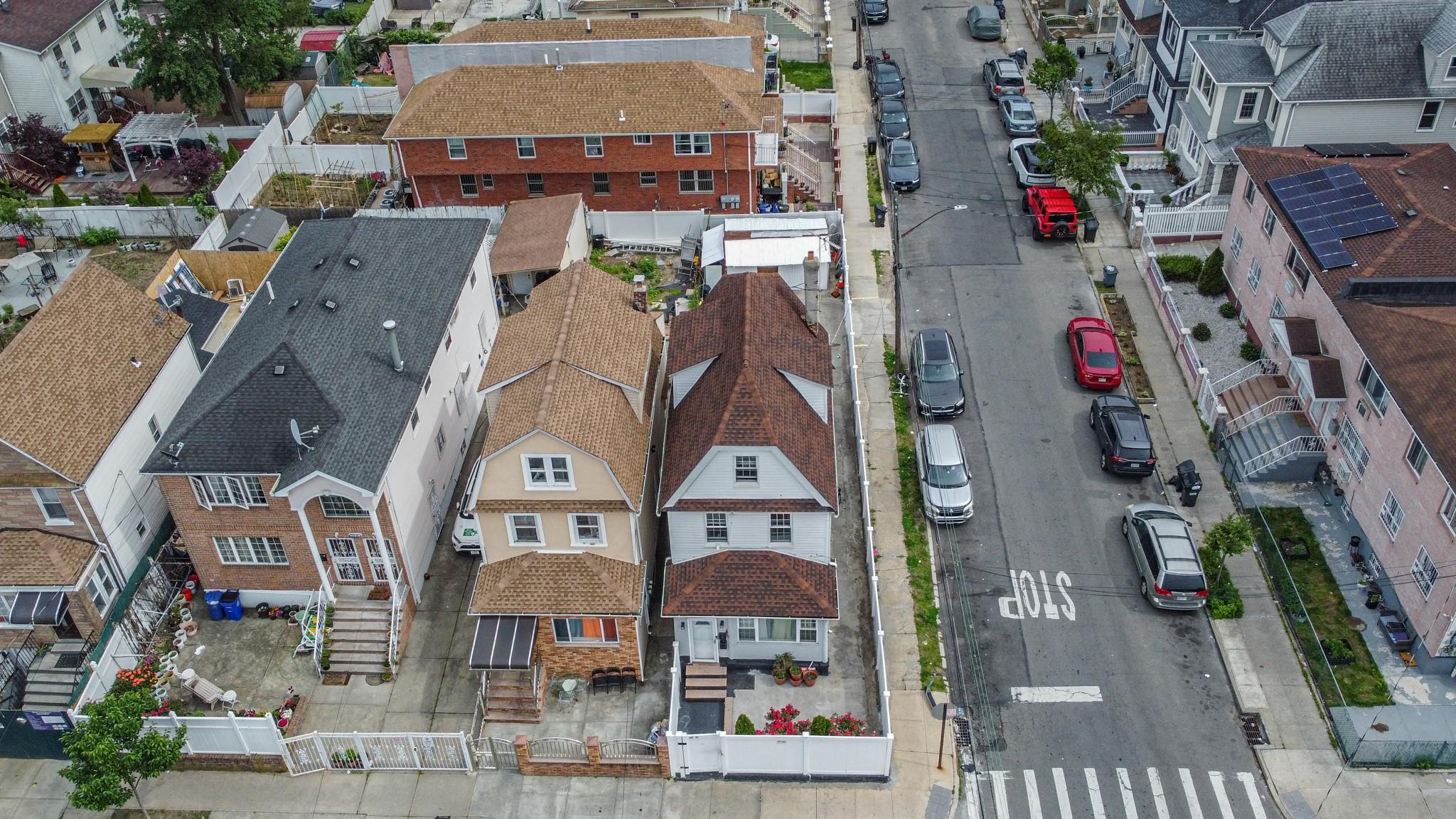 Single Family 107th Avenue  Queens, NY 11433, MLS-868338-34