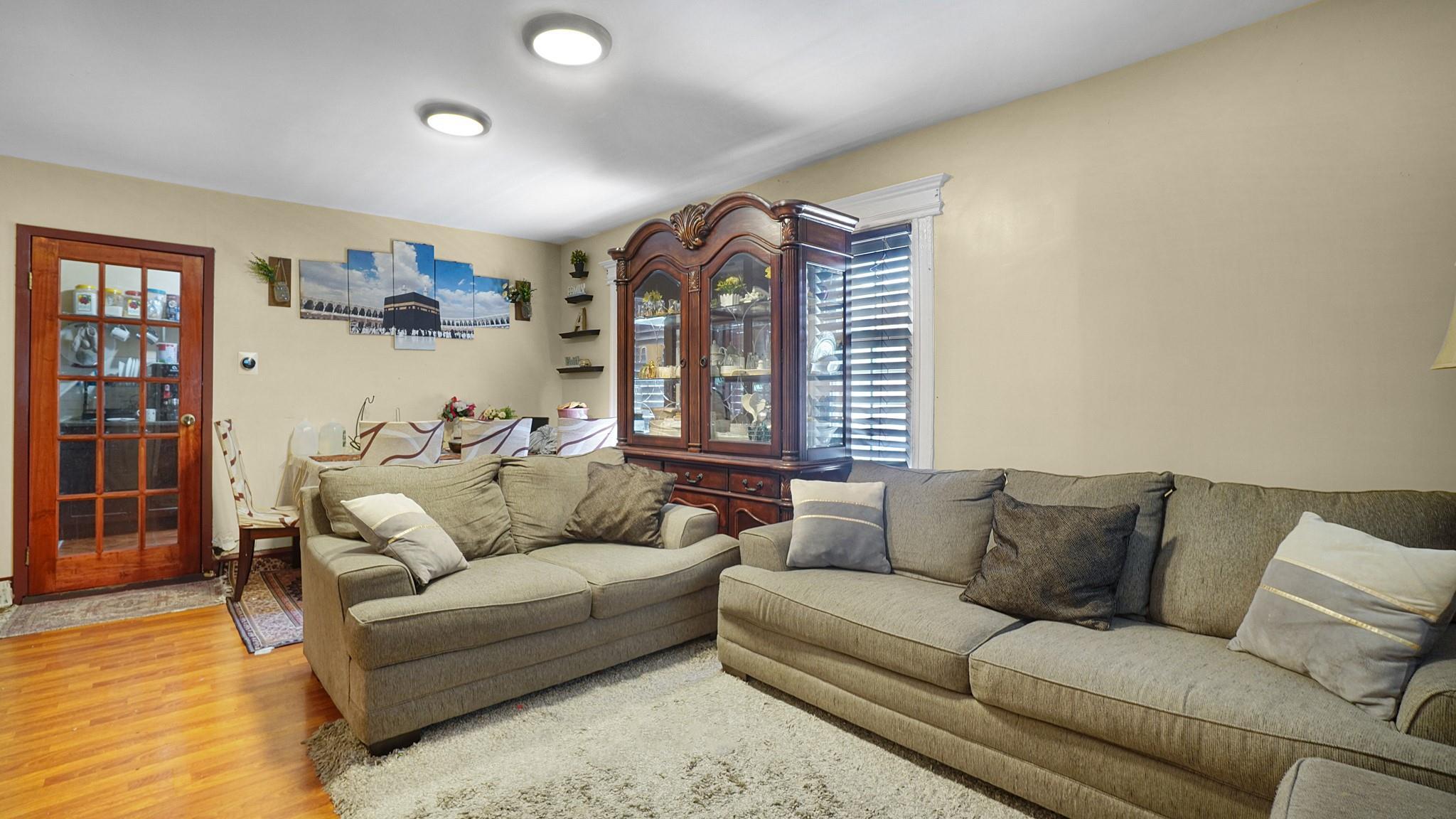 Single Family 107th Avenue  Queens, NY 11433, MLS-868338-5