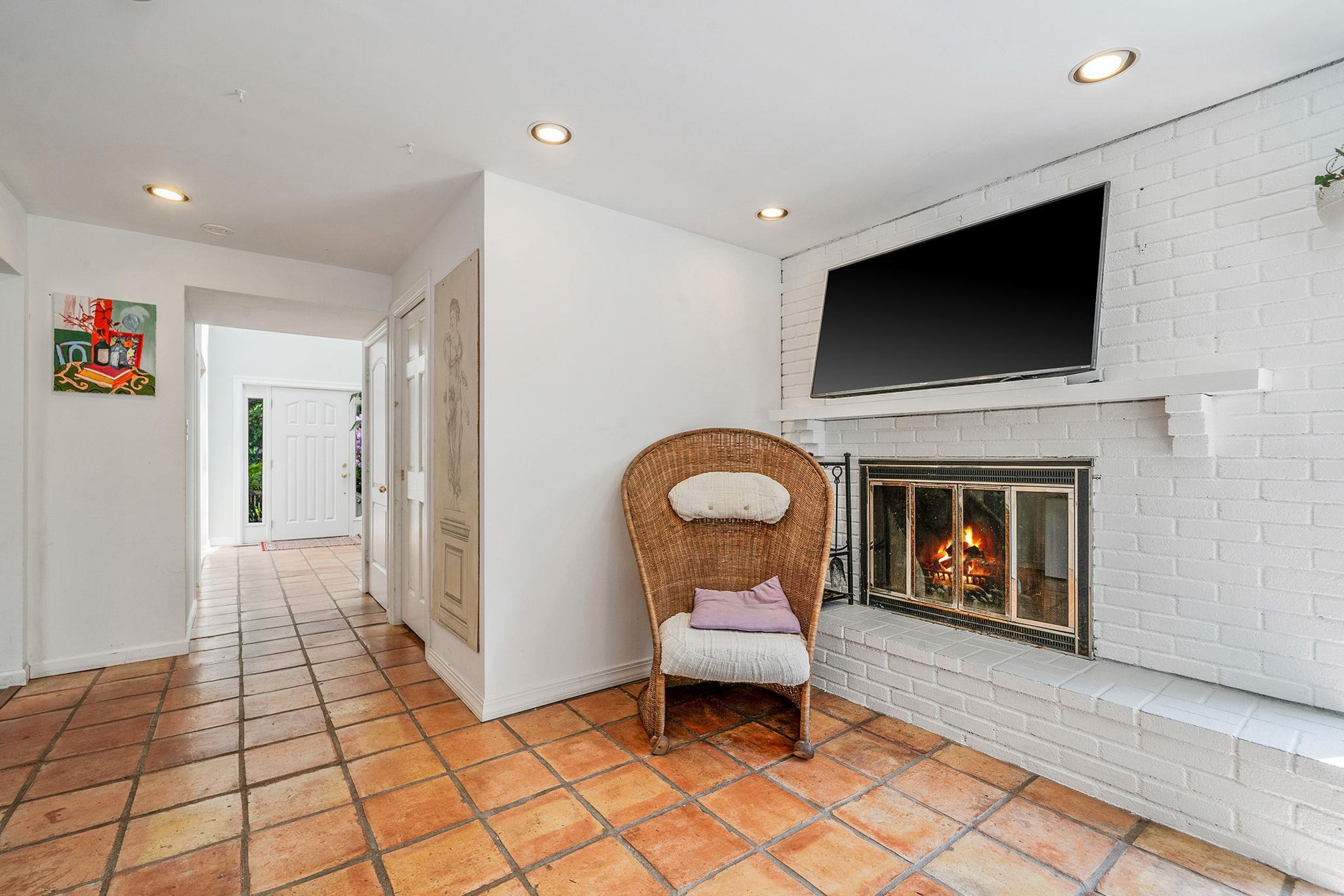 Single Family Rustic Gate  Suffolk County, NY 11746, MLS-868340-20