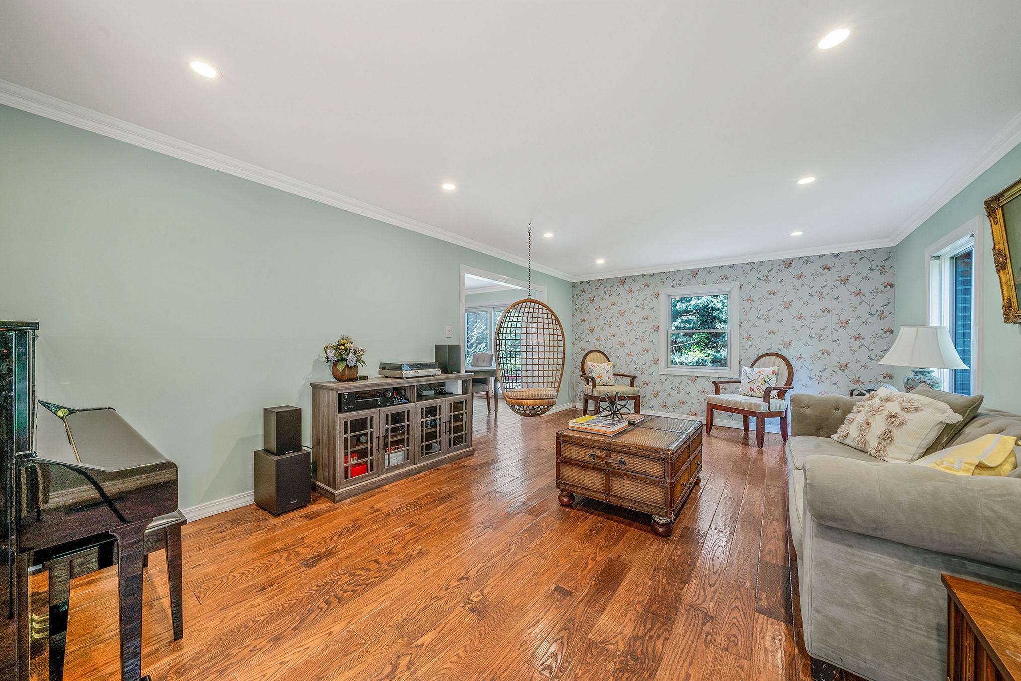 Single Family Rustic Gate  Suffolk County, NY 11746, MLS-868340-7