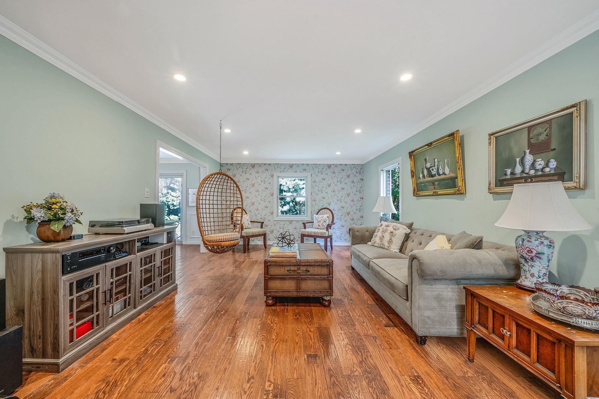 Single Family Rustic Gate  Suffolk County, NY 11746, MLS-868340-8