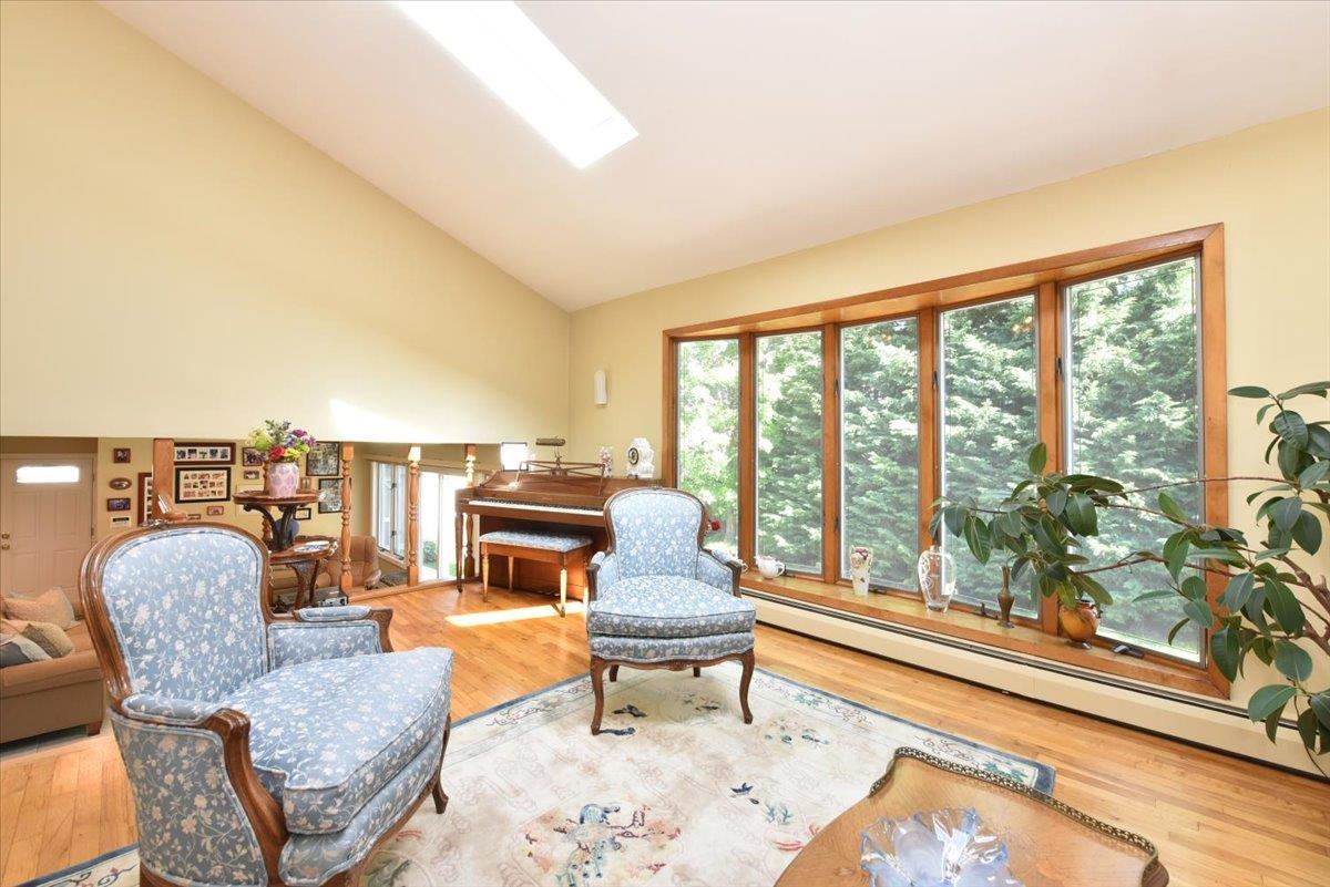 Single Family Rita  Nassau County, NY 11710, MLS-868343-10